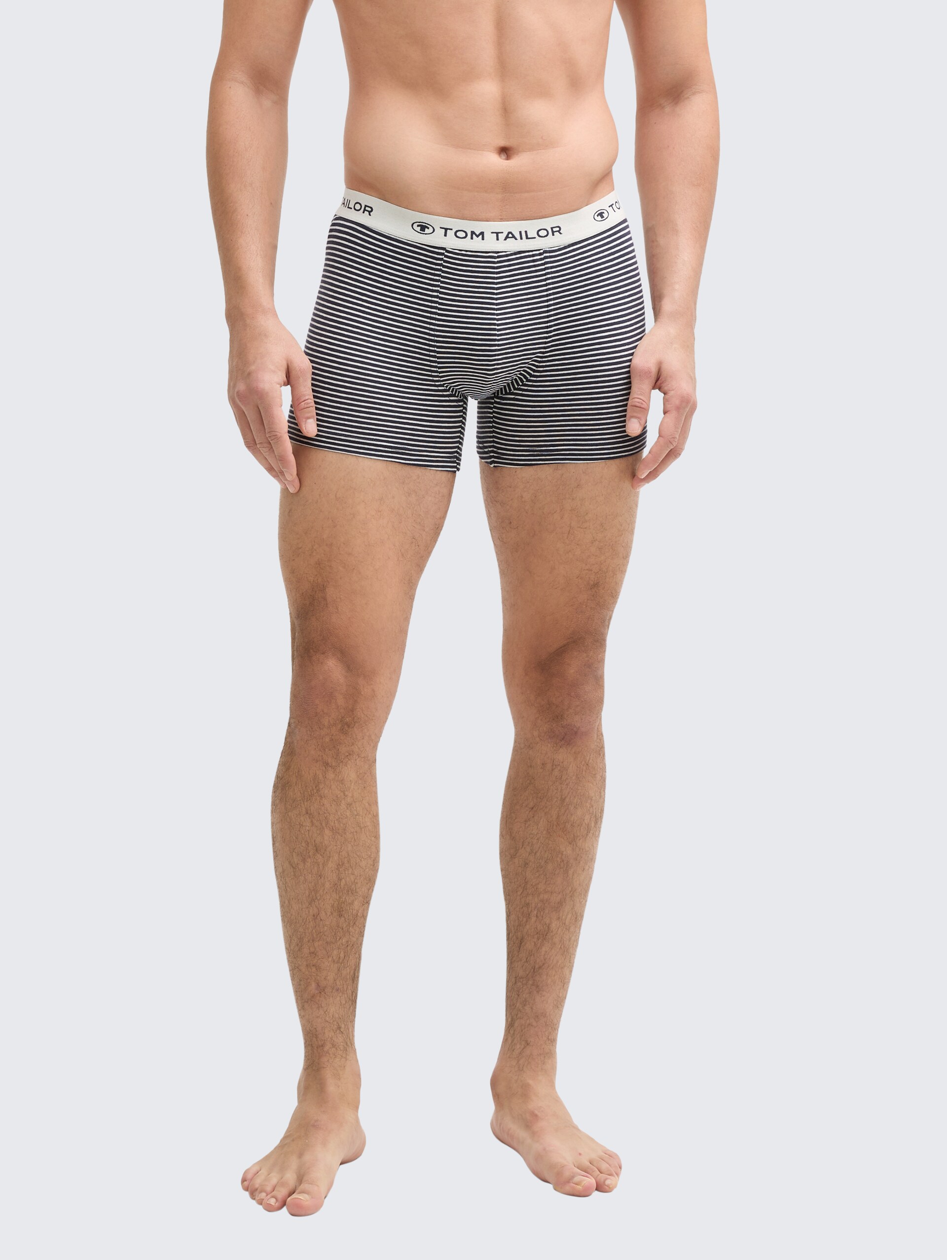 Kurze Boxershorts im 6er-Pack - blue-dark-horizontal stripe - Ausschnitt Model-Vorderansicht