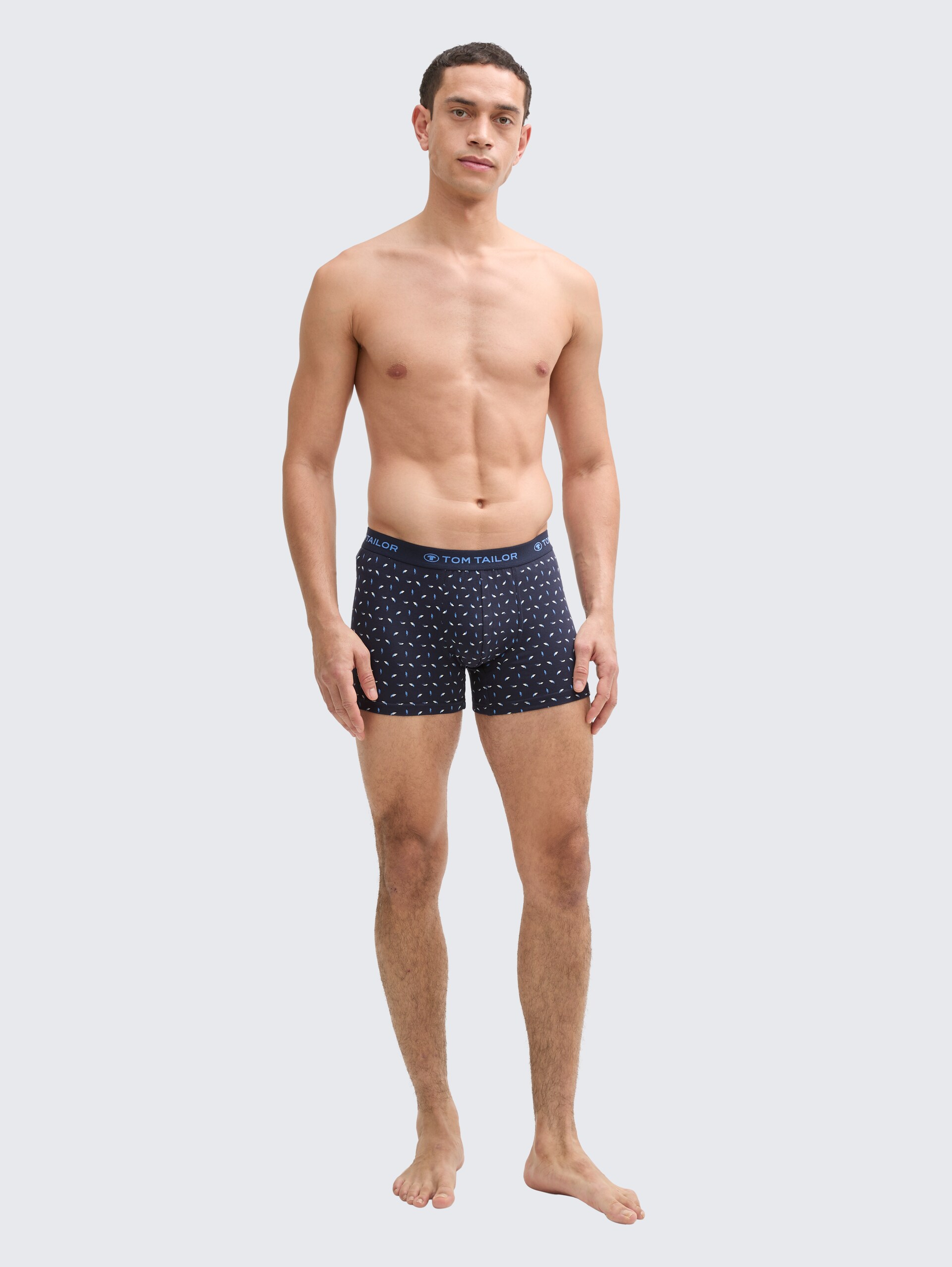 Kurze Boxershorts im 6er-Pack - blau-hell-Allover - Model-Vorderansicht