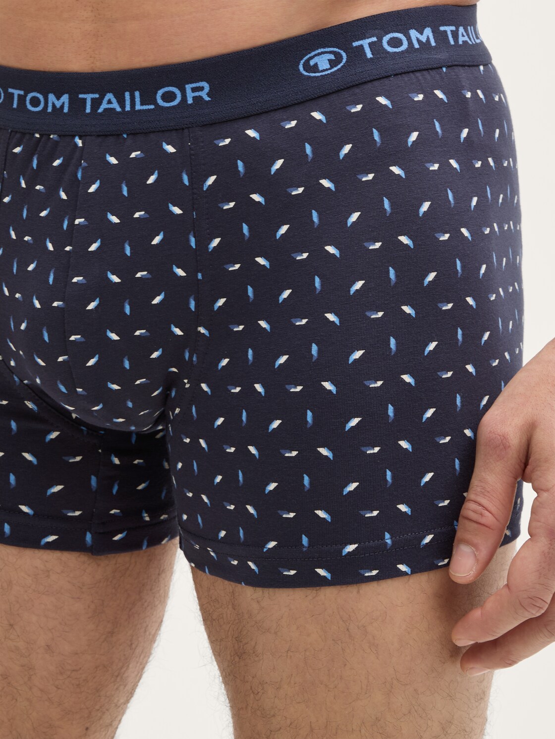 Kurze Boxershorts im 6er-Pack - blau-hell-Allover - Detail-Model-Ansicht