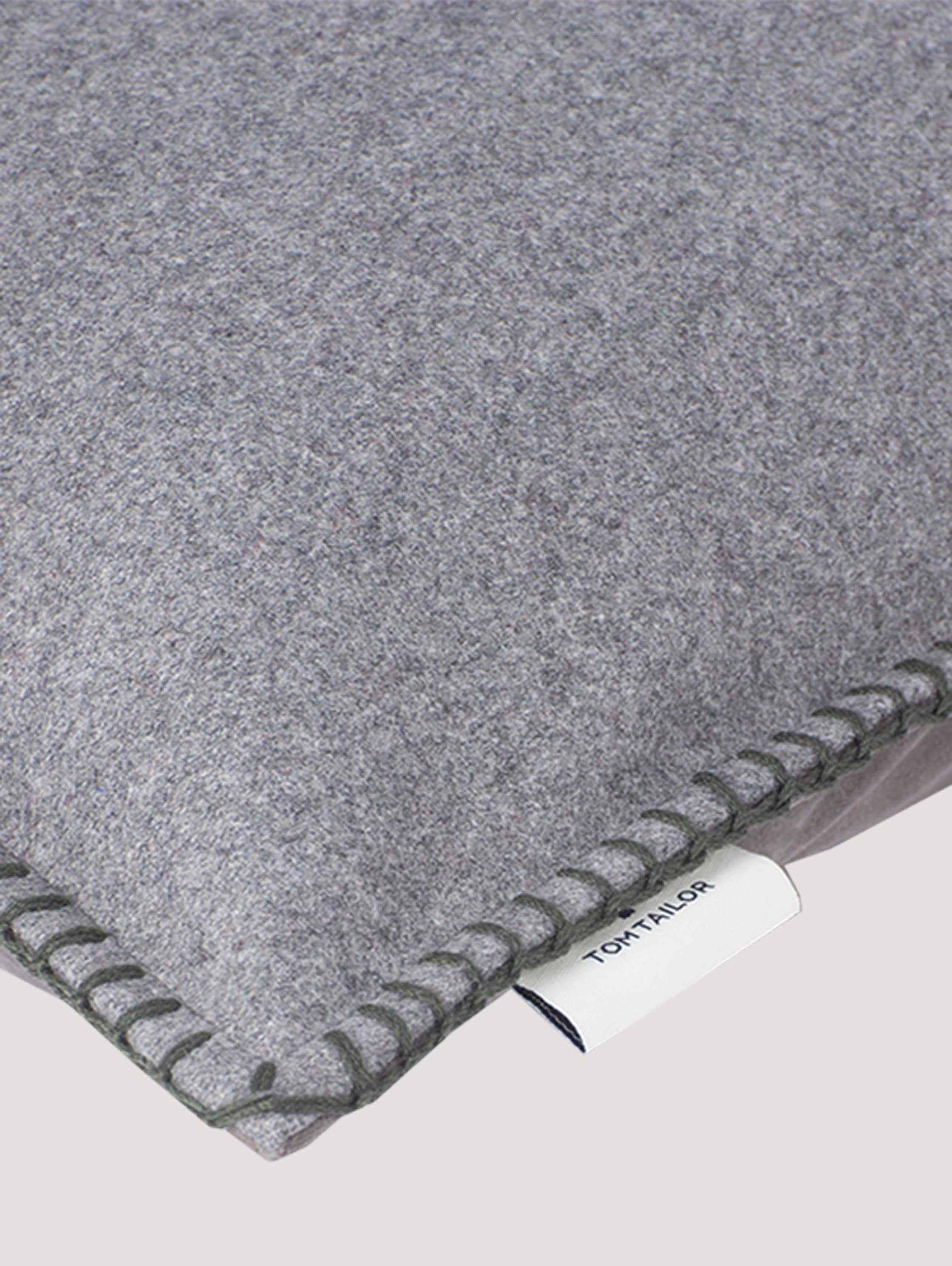 cushion cover in a felt look - grey