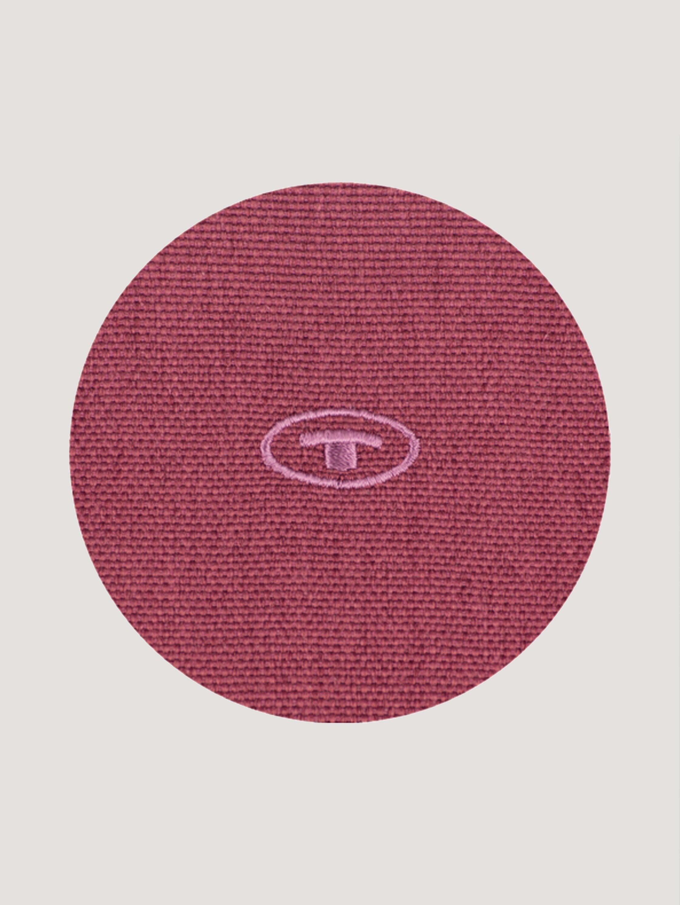 Kussenhoes met geborduurd logo - dk_red - 