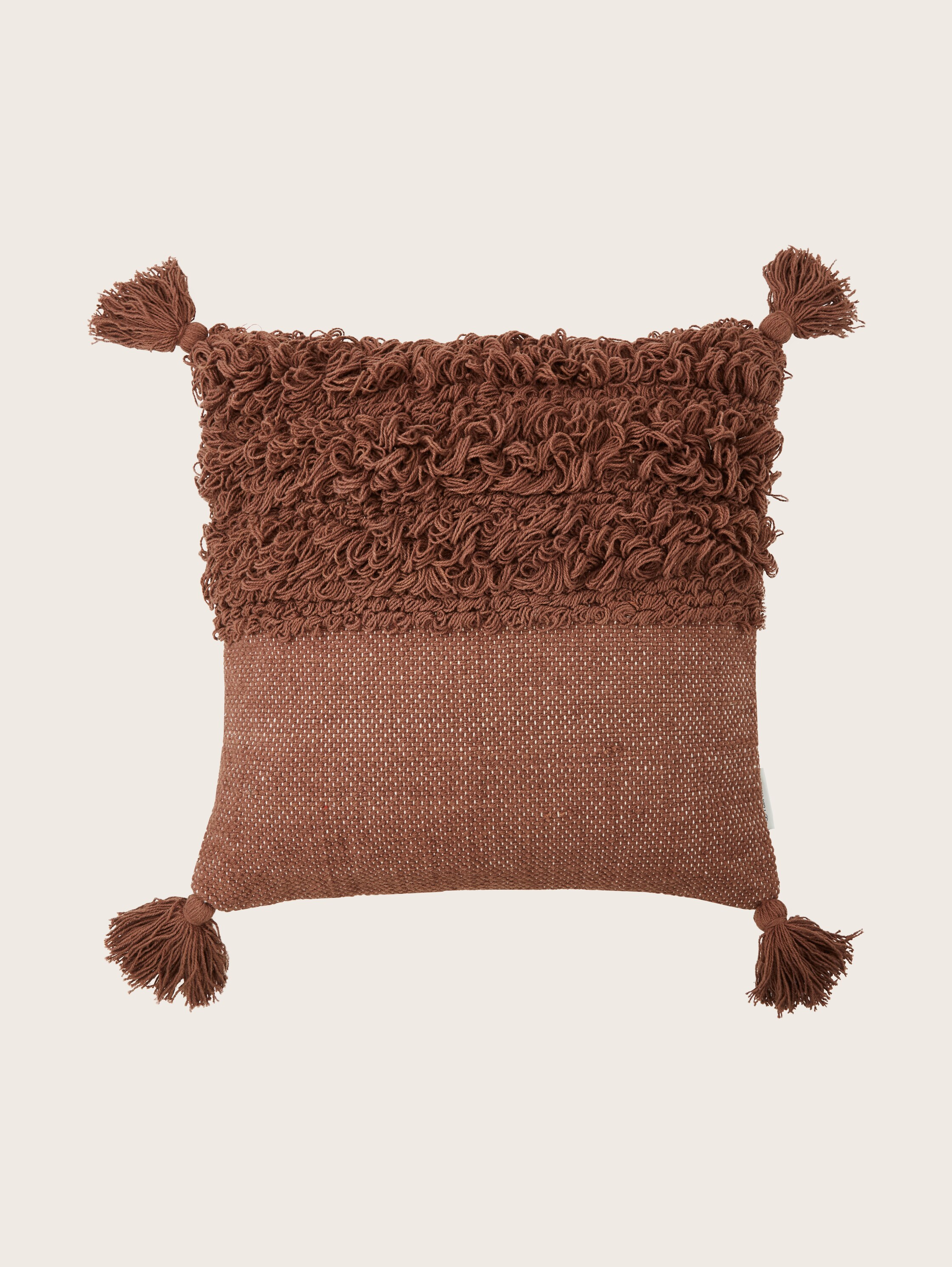 Kissenhülle im Boho-Style mit rustikalem Fransendesign - 1