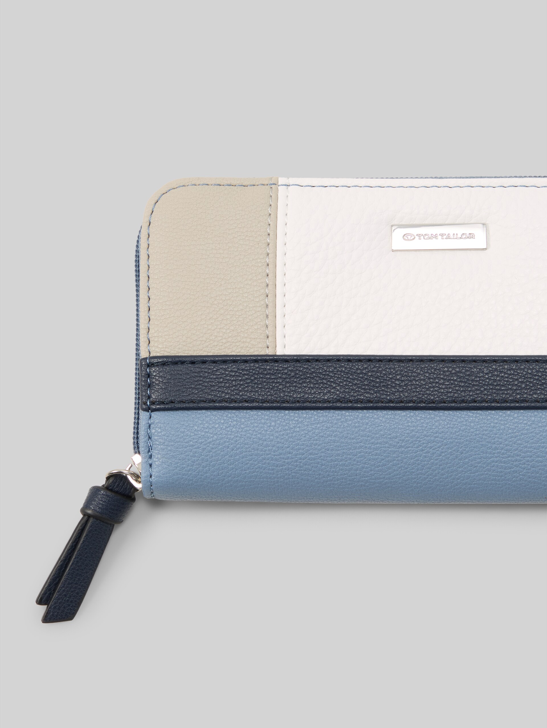 TTJUNA Portemonnaie mit Colour Blocking - denim blue - seitliche Produkt-Ansicht 