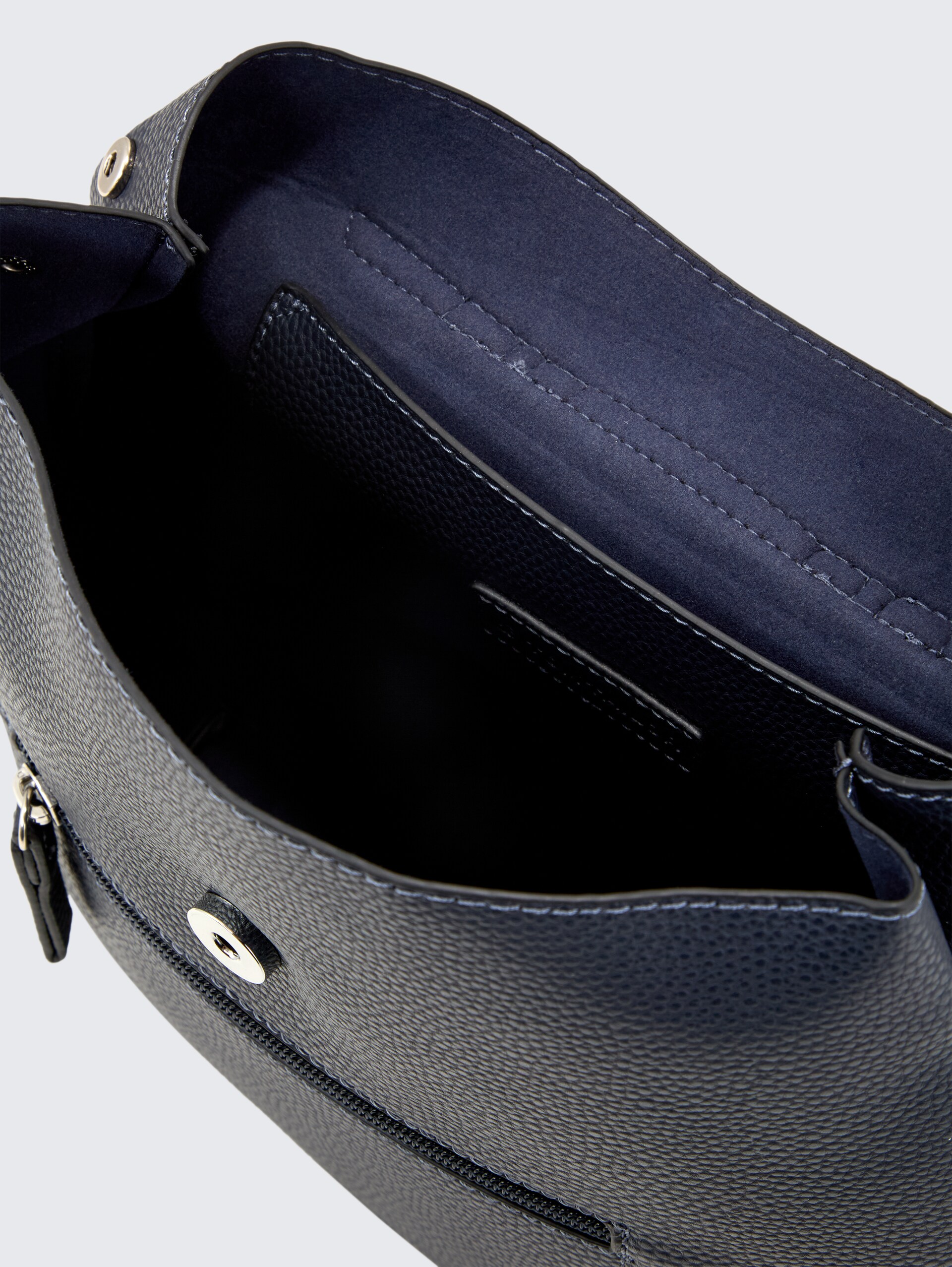 TTELIS S Rucksack aus Lederimitat - dark blue - seitliche Produkt-Ansicht 