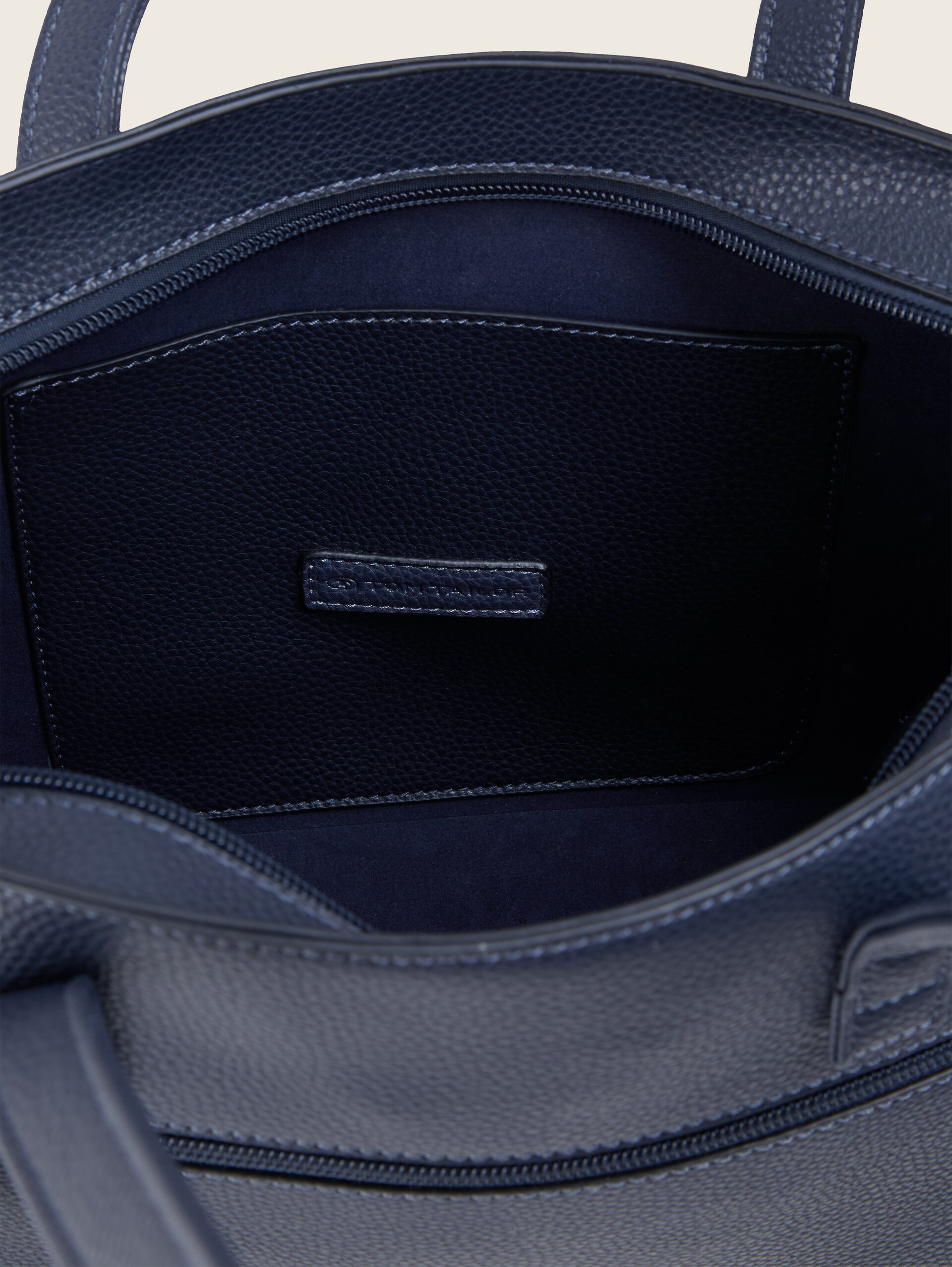 TTELIS M Shopper mit Ziernaht - dark blue - seitliche Produkt-Ansicht 