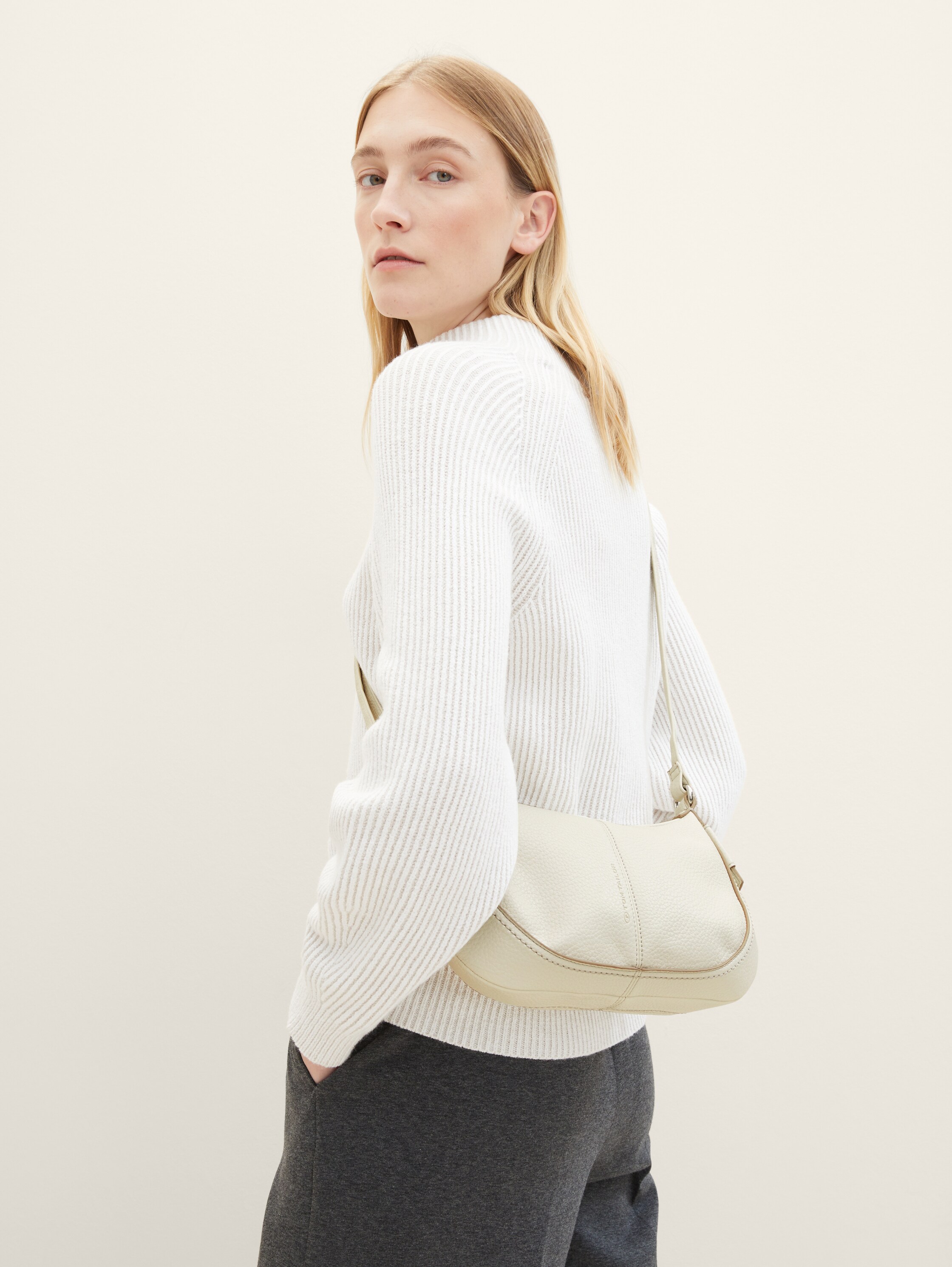 TTLUISE Umhängetasche mit Ziernähten - off_white_off_white - 