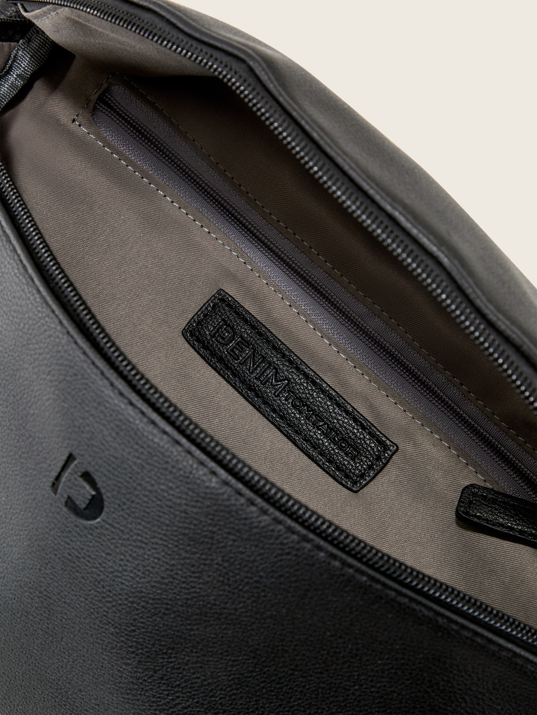 TTMENA M Umhängetasche mit gemustertem Webriemen - schwarz_black - 