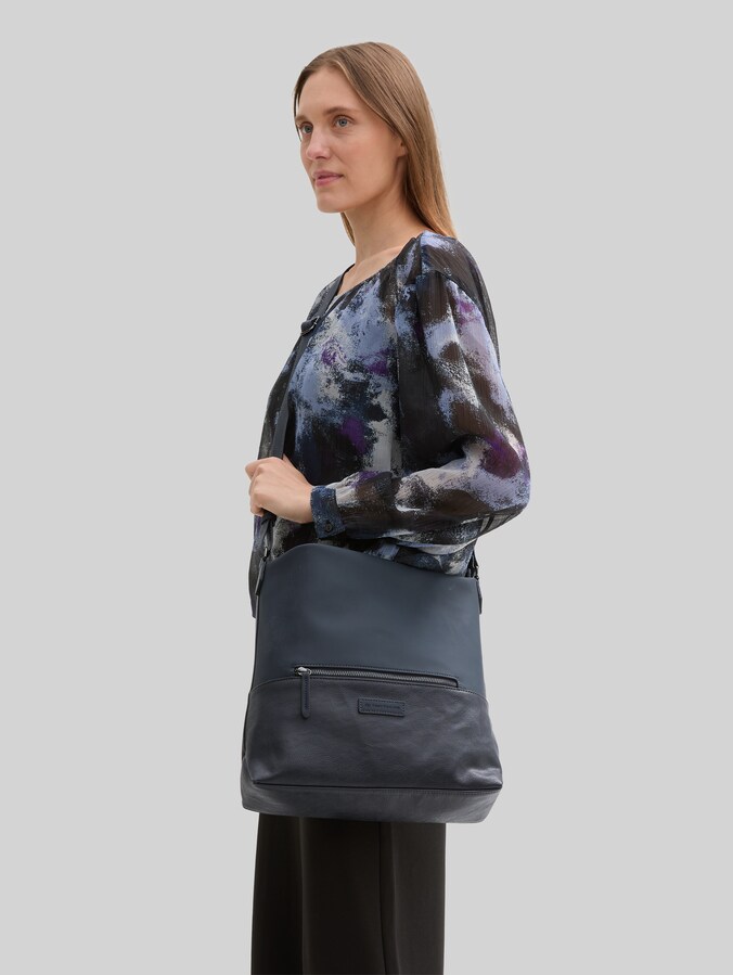 TTGIA M Beuteltasche aus Lederimitat von Women, dark blue