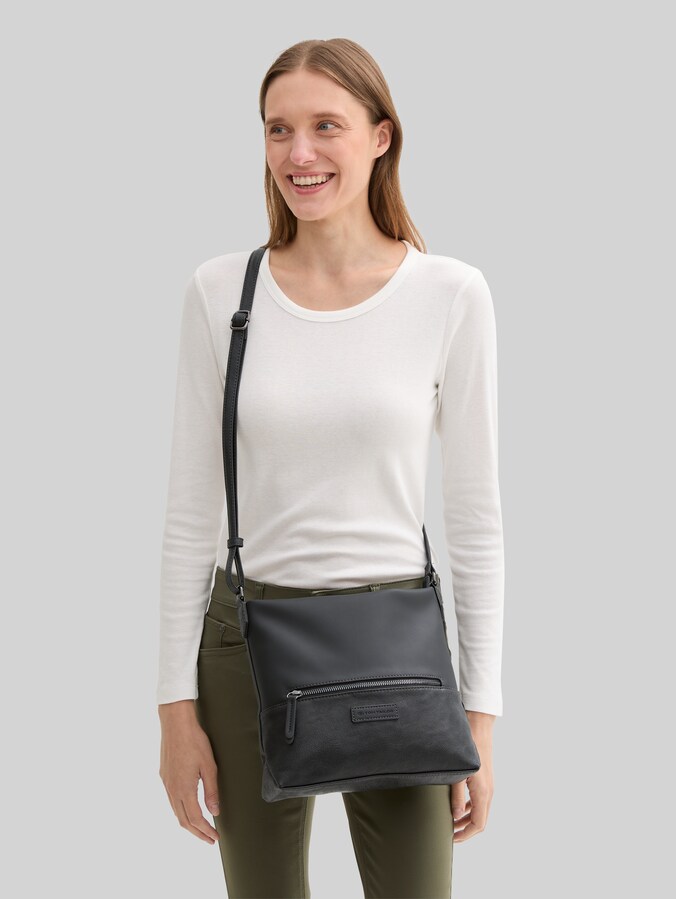 TTGIA M Umhängetasche aus Lederimitat von Women, schwarz / black