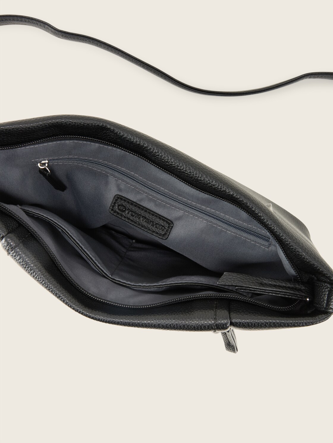 TTBECA M Beuteltasche mit Reißverschluss-Details - schwarz / black - seitliche Produkt-Ansicht 