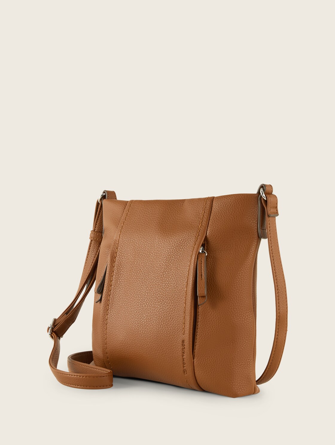 TTBECA M Umhängetasche mit Reißverschluss-Details - cognac / brandy - seitliche Produkt-Ansicht 