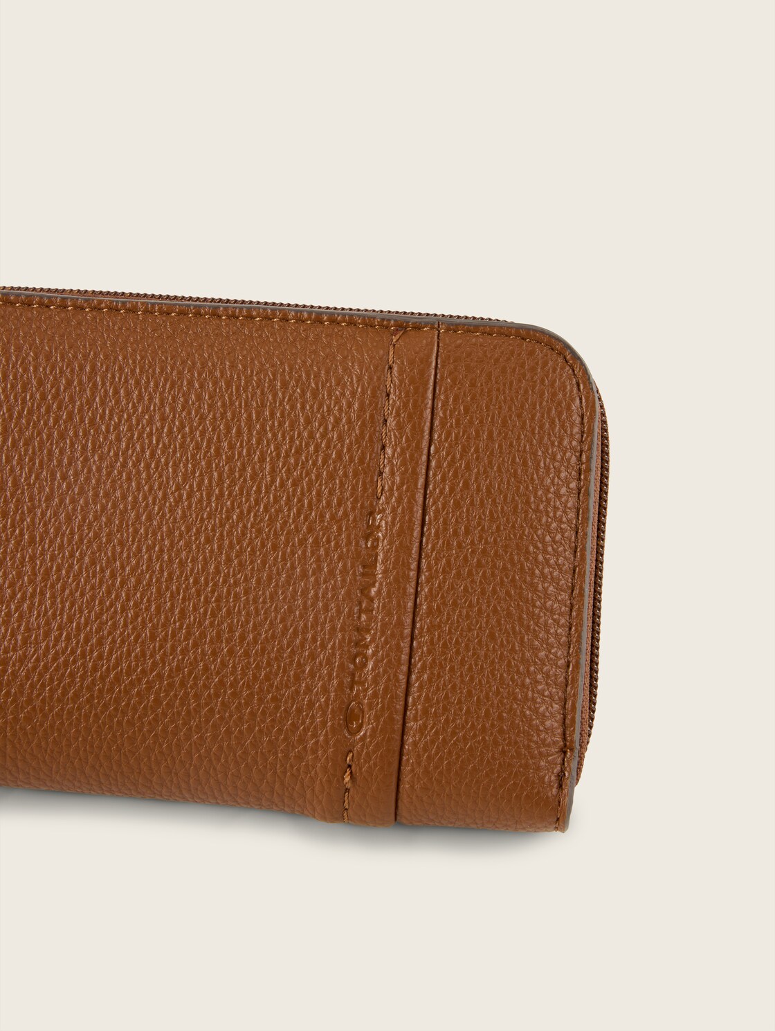TTBECA Portemonnaie mit Ziernähten - cognac / brandy - seitliche Produkt-Ansicht 