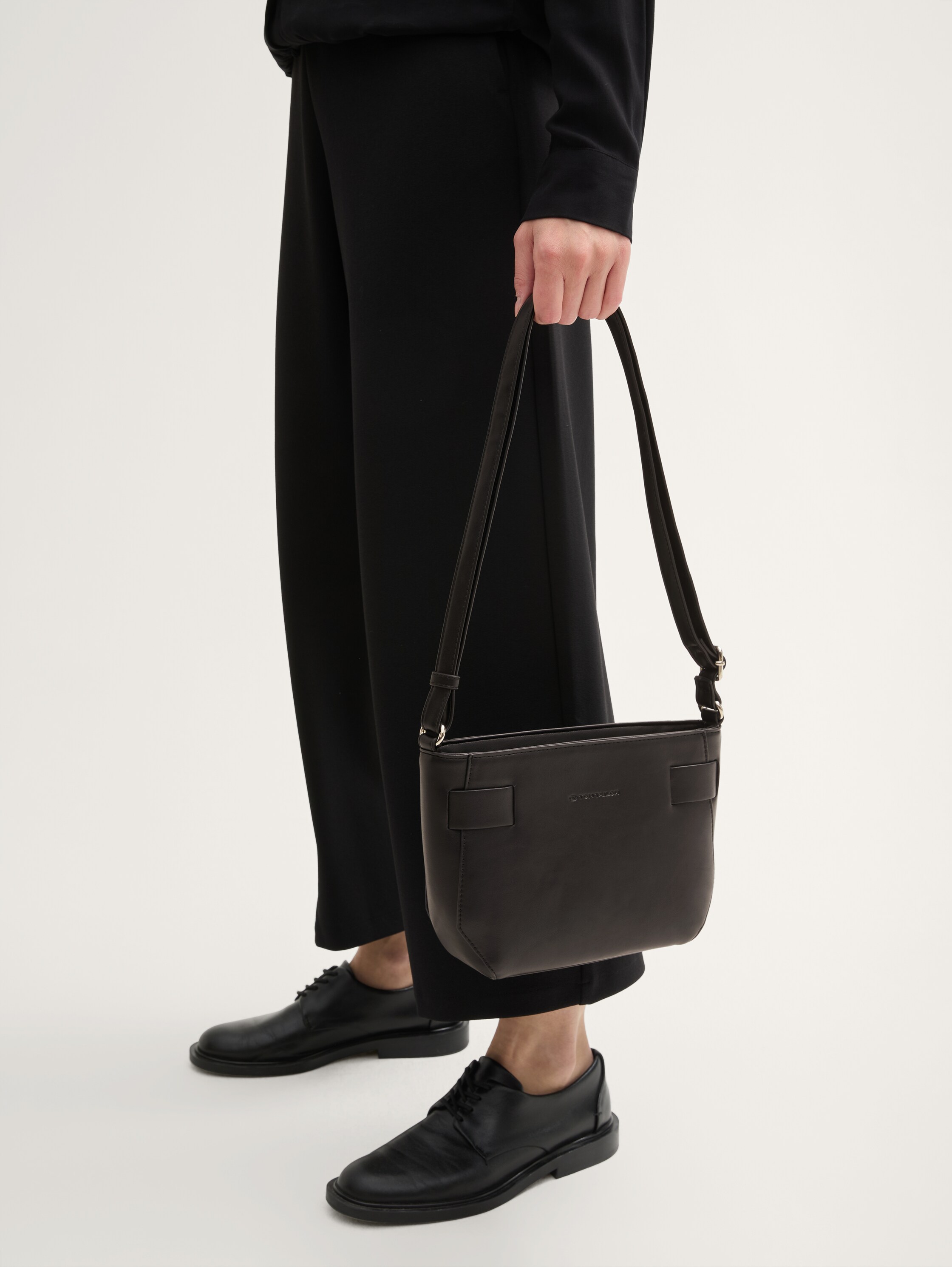 TTPAIGE S Umhängetasche mit Gürtelelement - schwarz_black - 