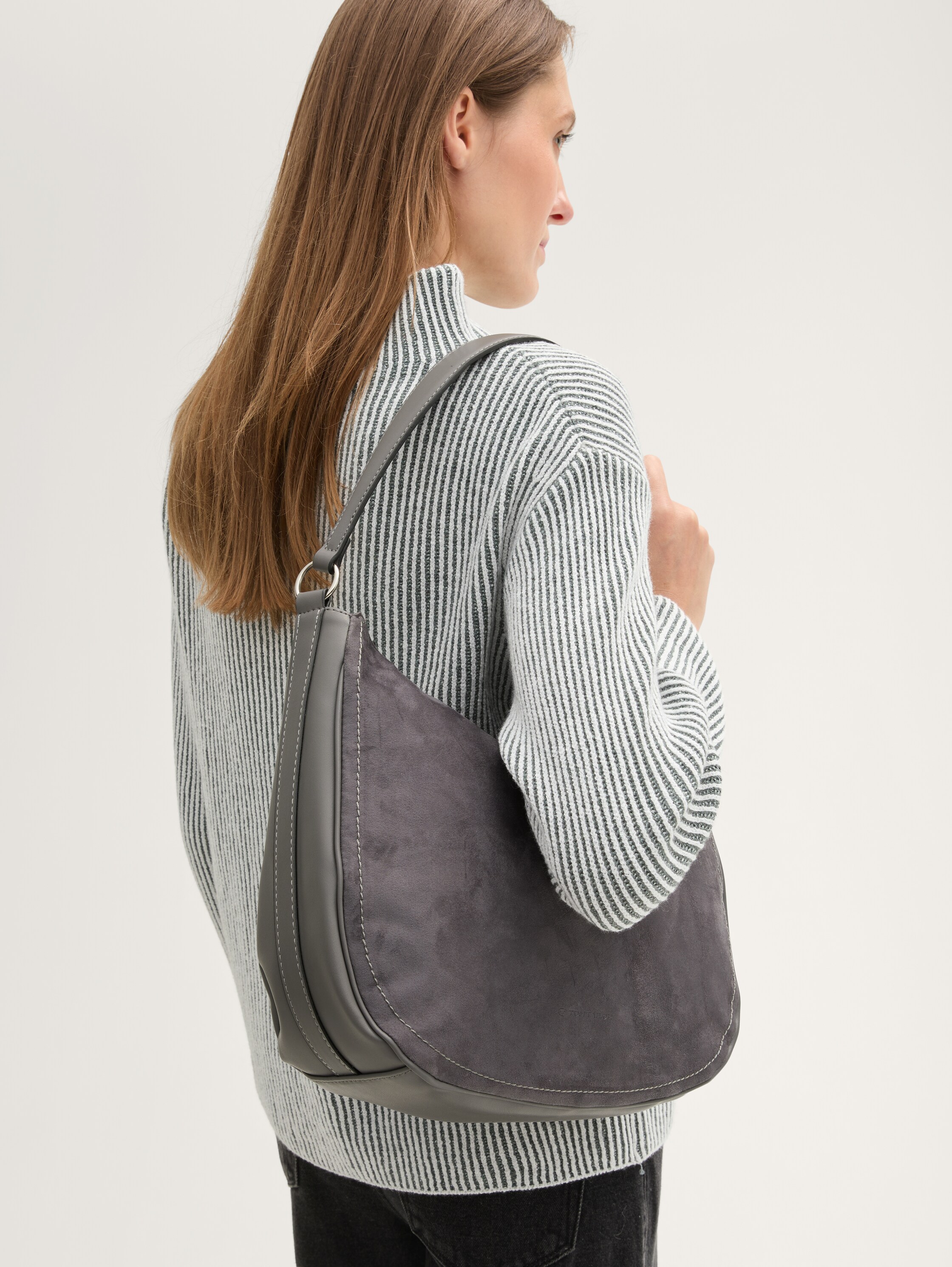 TTLORELLA M Beuteltasche mit Velourlederimitat - grey - 