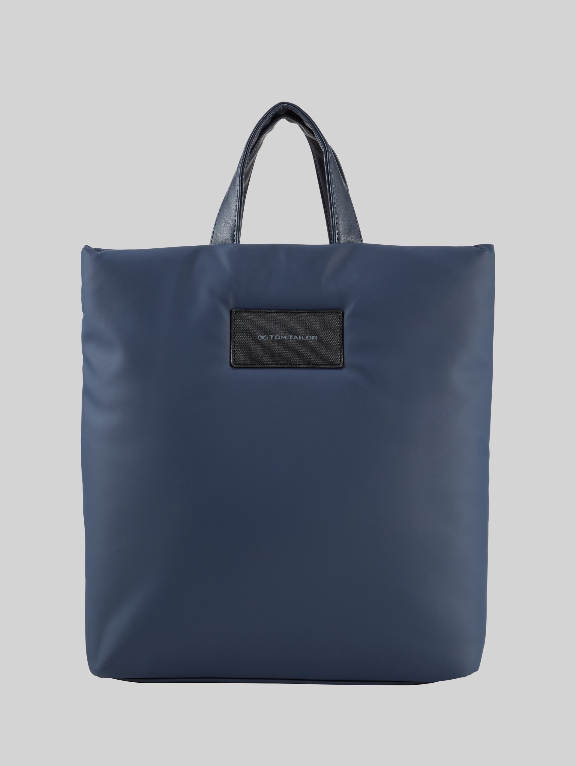 TTPATTI M backpack made from water-repellent recycled nylon - dark blue - Front product view