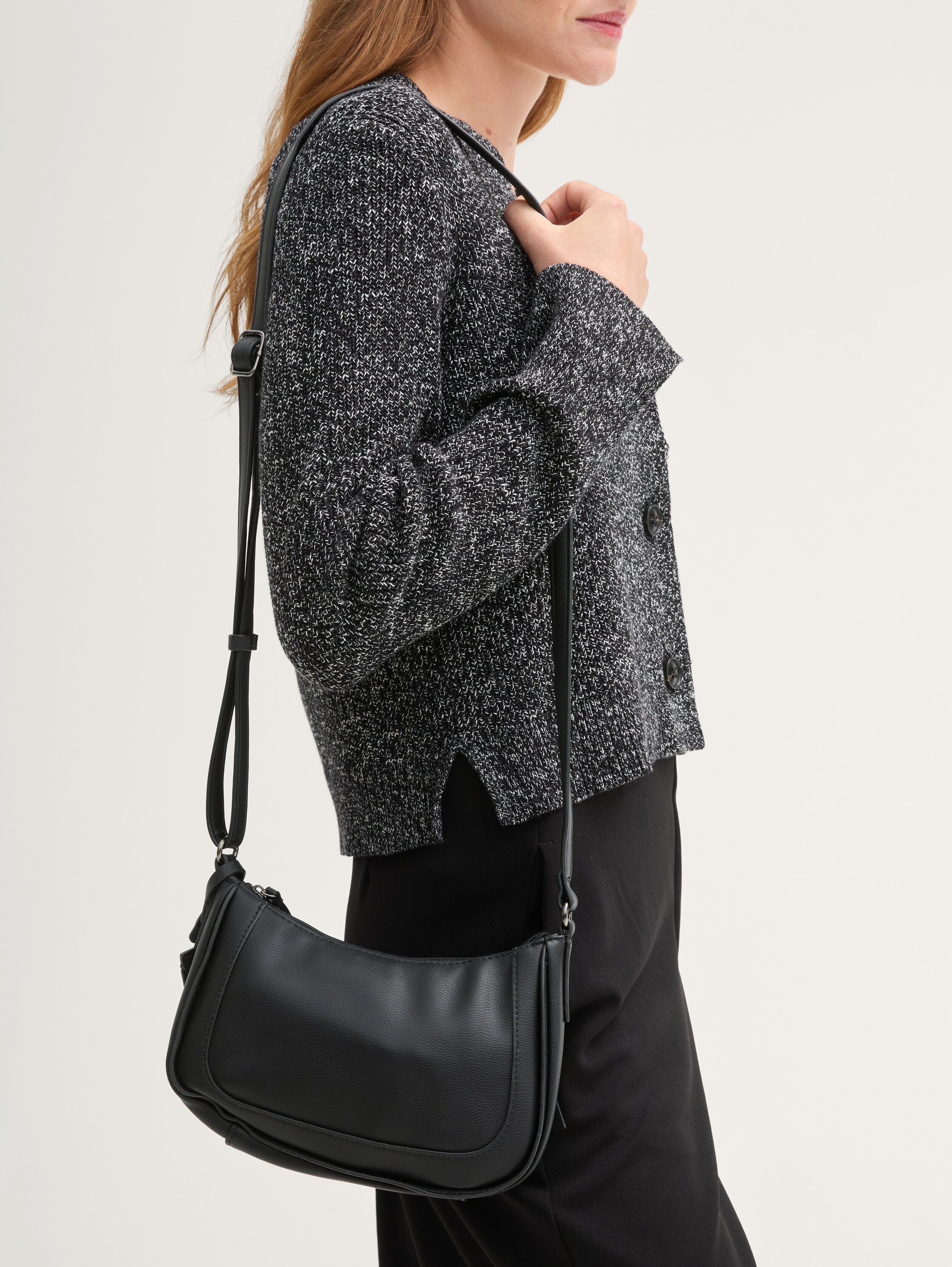 TTADELA S Umhängetasche mit abgerundeten Ecken - schwarz_black - 