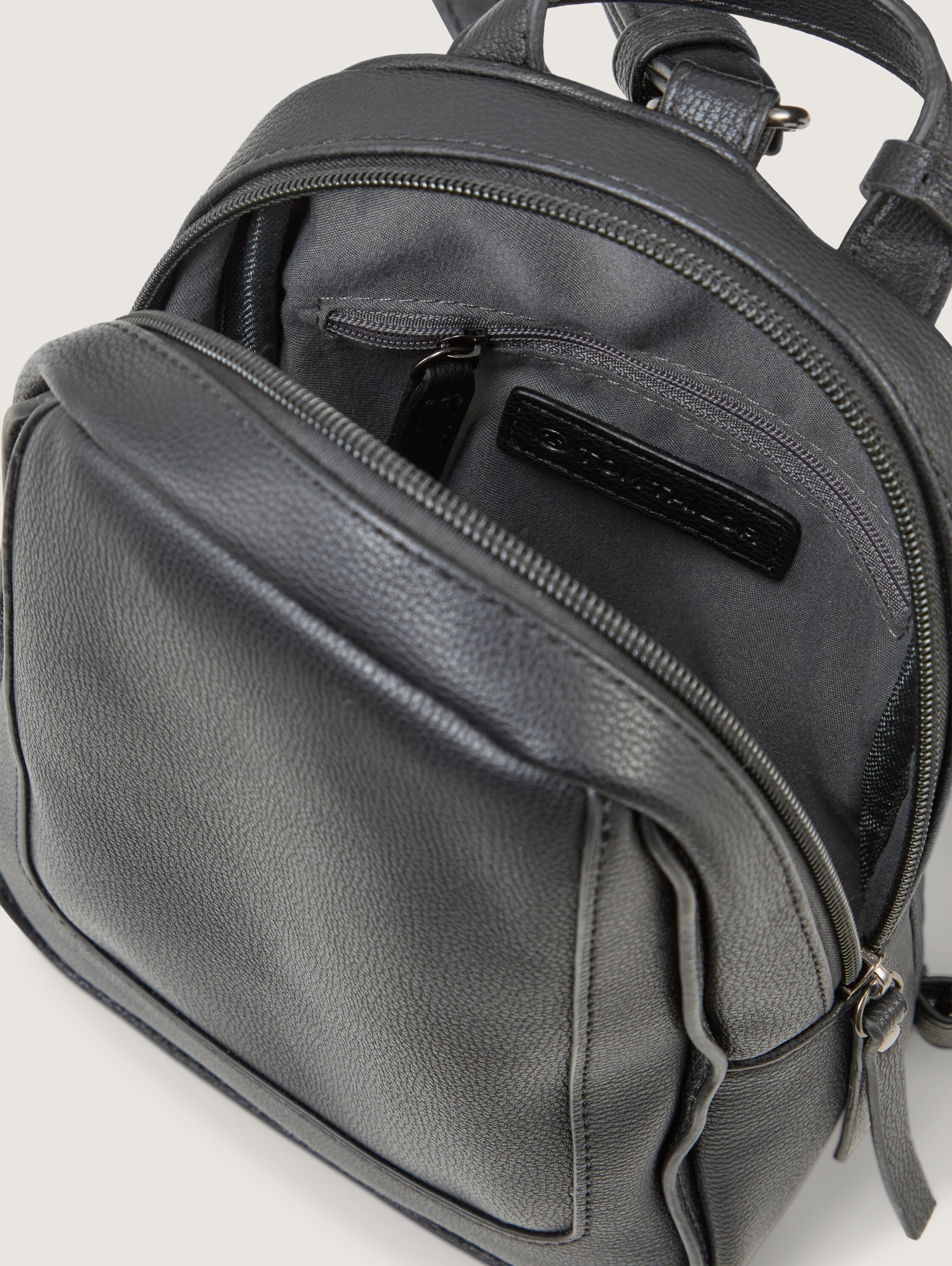 TTADELA Rucksack mit Anhänger - schwarz_black - 