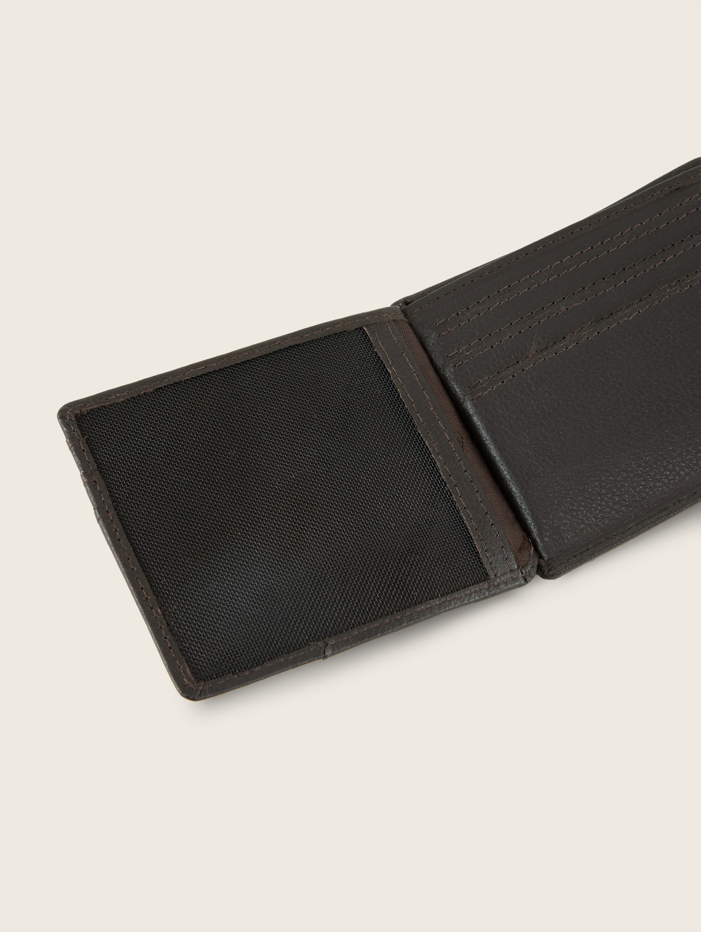 TTBELA Brieftasche aus Leder - dark_brown - 