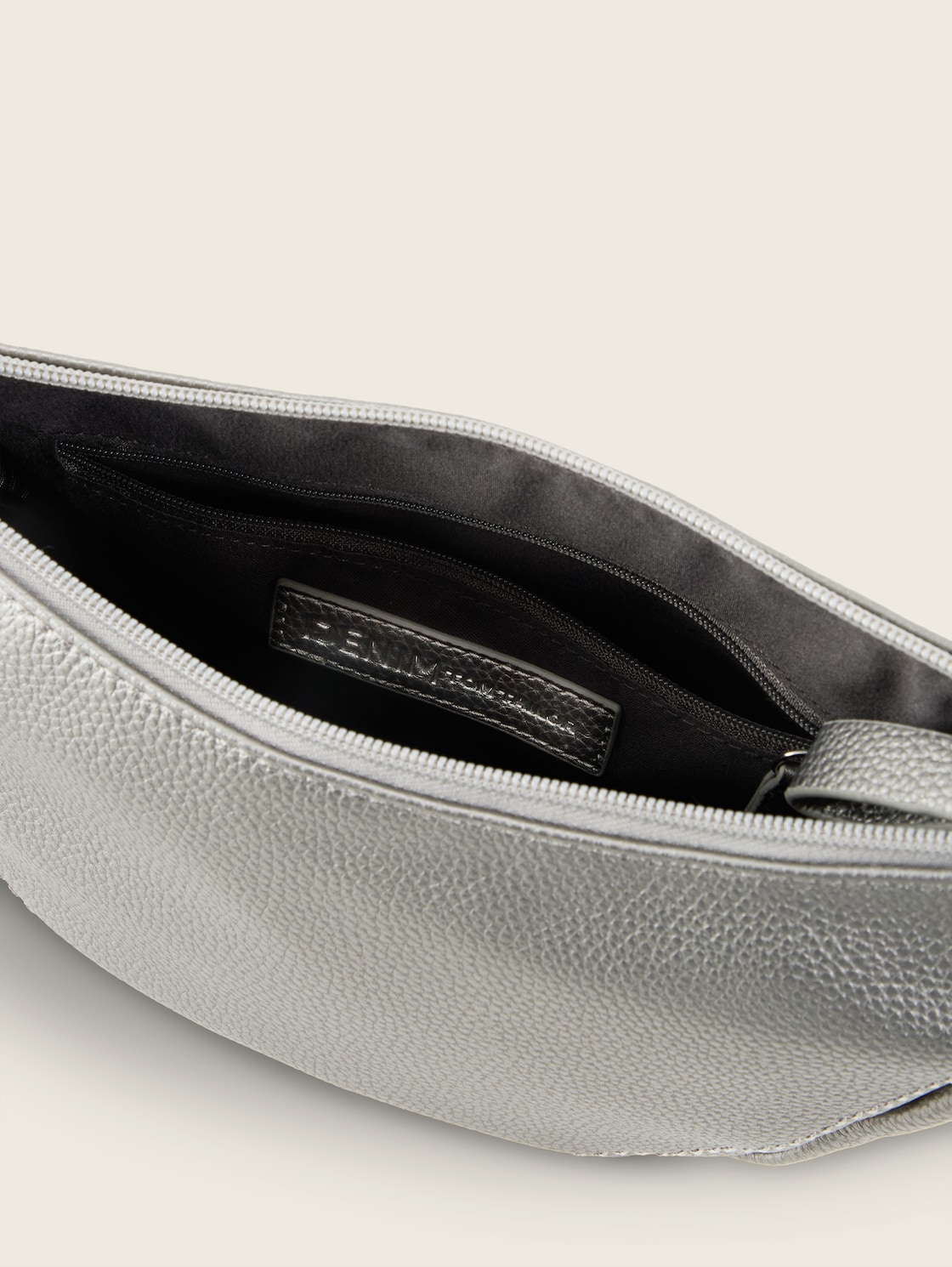 TTLIRIEL M Umhängetasche - silber / silver - seitliche Produkt-Ansicht 