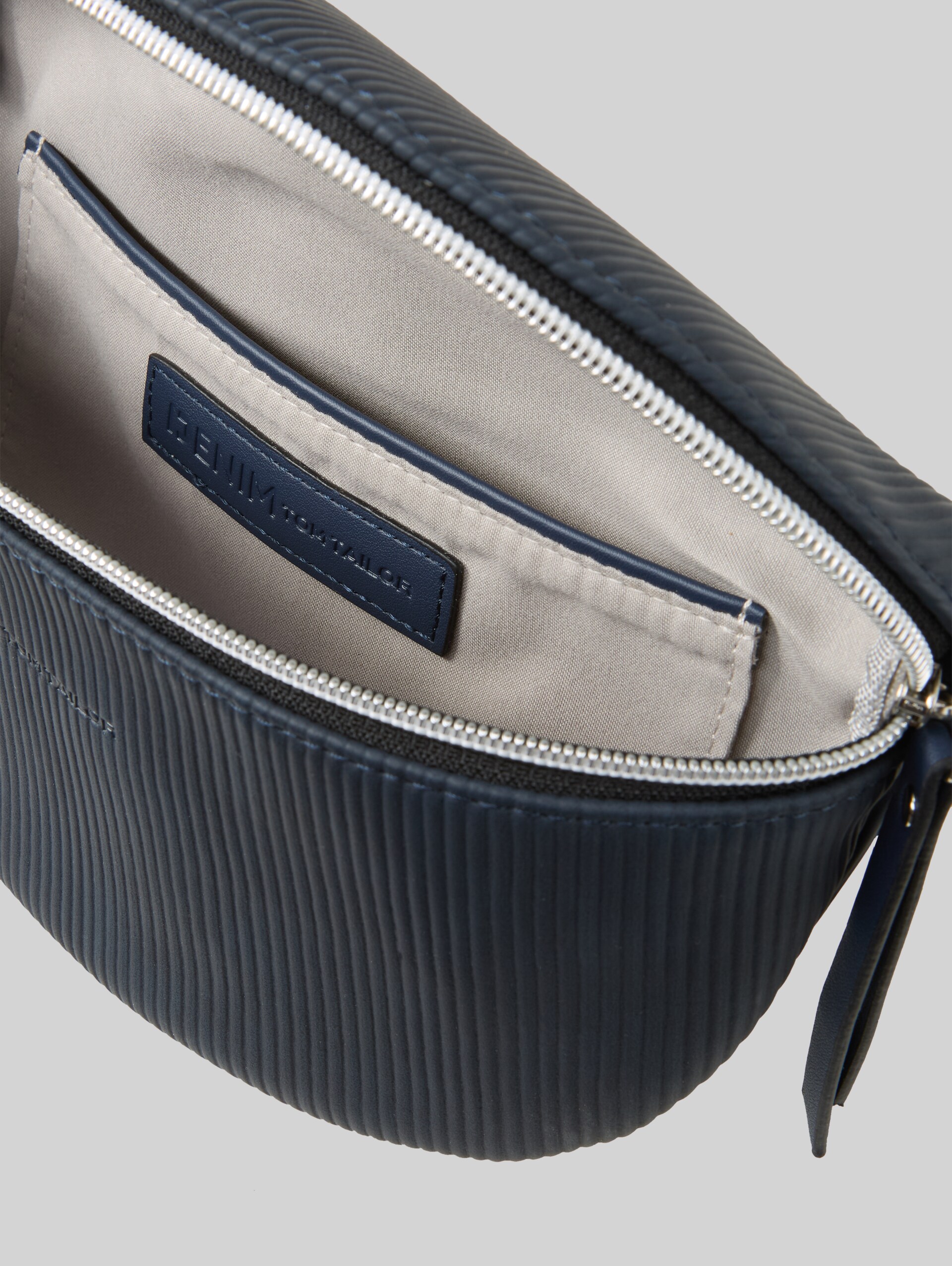 TTROSIE Gürteltasche in Cord-Optik - dark blue - seitliche Produkt-Ansicht 