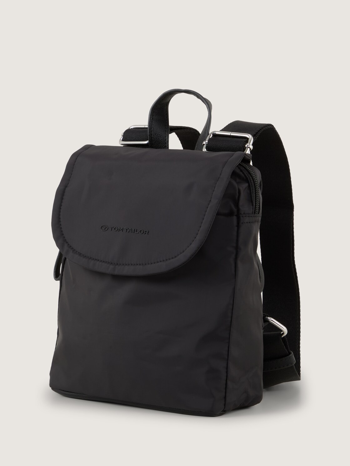 TTSANSA M Rucksack mit Überschlag - schwarz / black - seitliche Produkt-Ansicht 