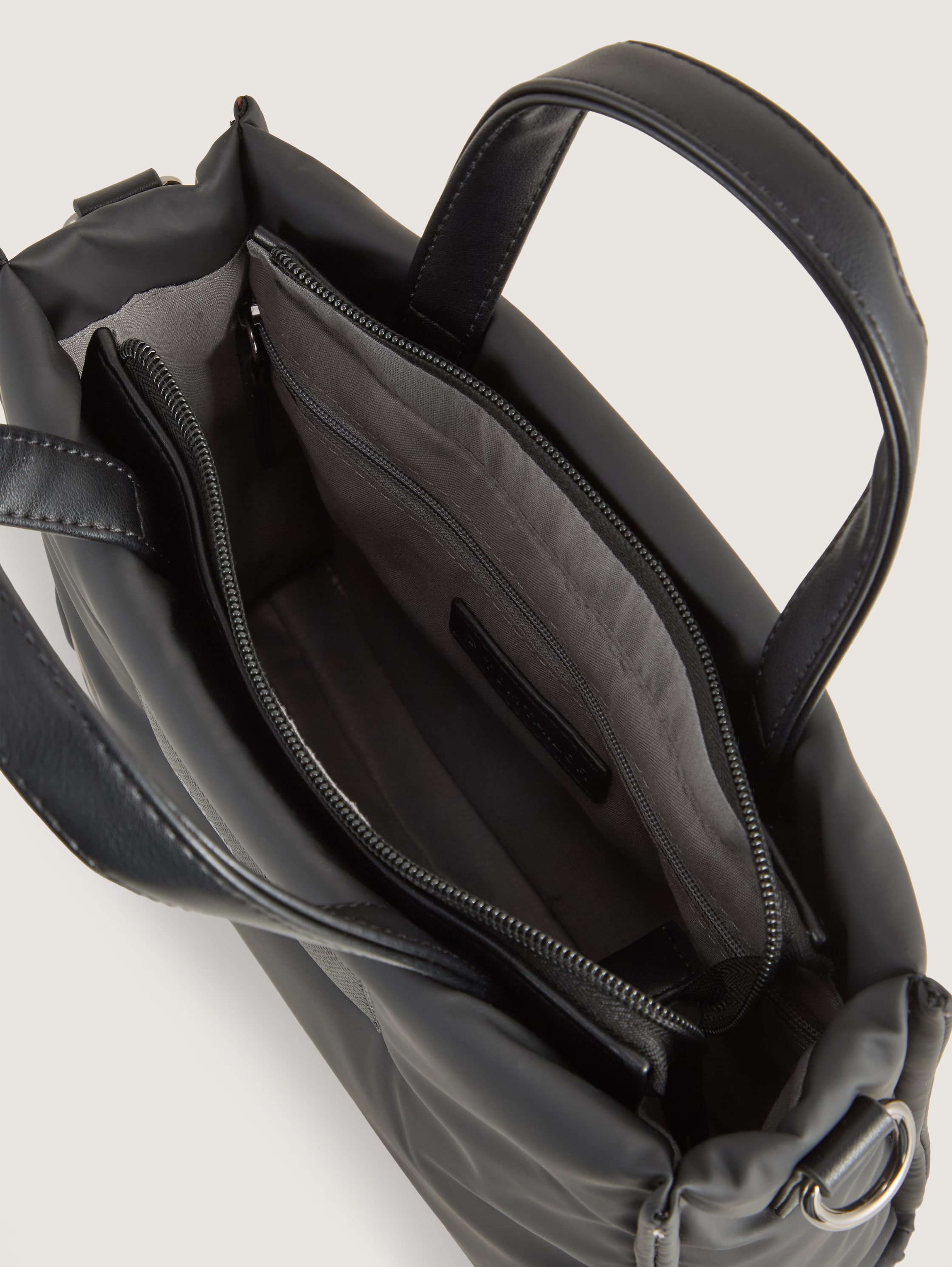 TTPATTI S shopper met ritssluiting en padding - schwarz_black - 