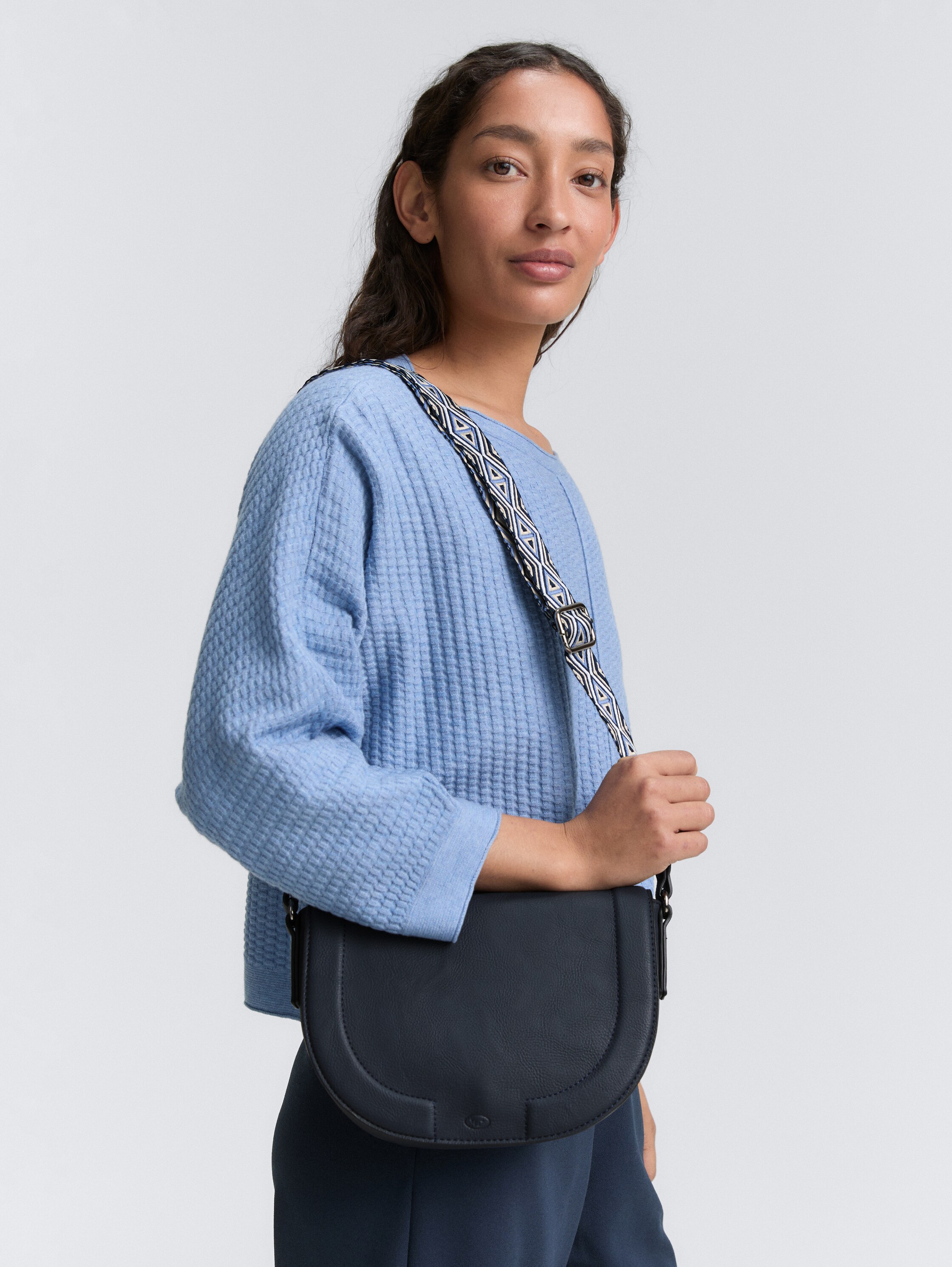 TTNANI Umhängetasche mit gemustertem Webriemen - dark_blue_1 - 