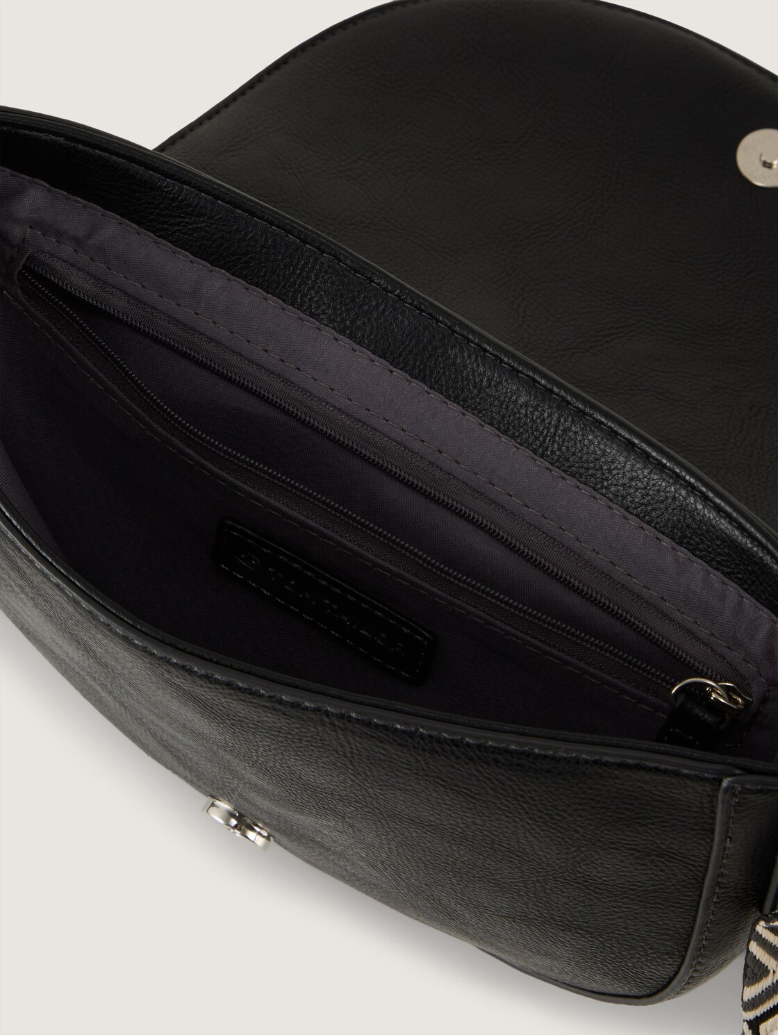 TTNANI Umhängetasche mit gemustertem Webriemen - schwarz / black - seitliche Produkt-Ansicht 