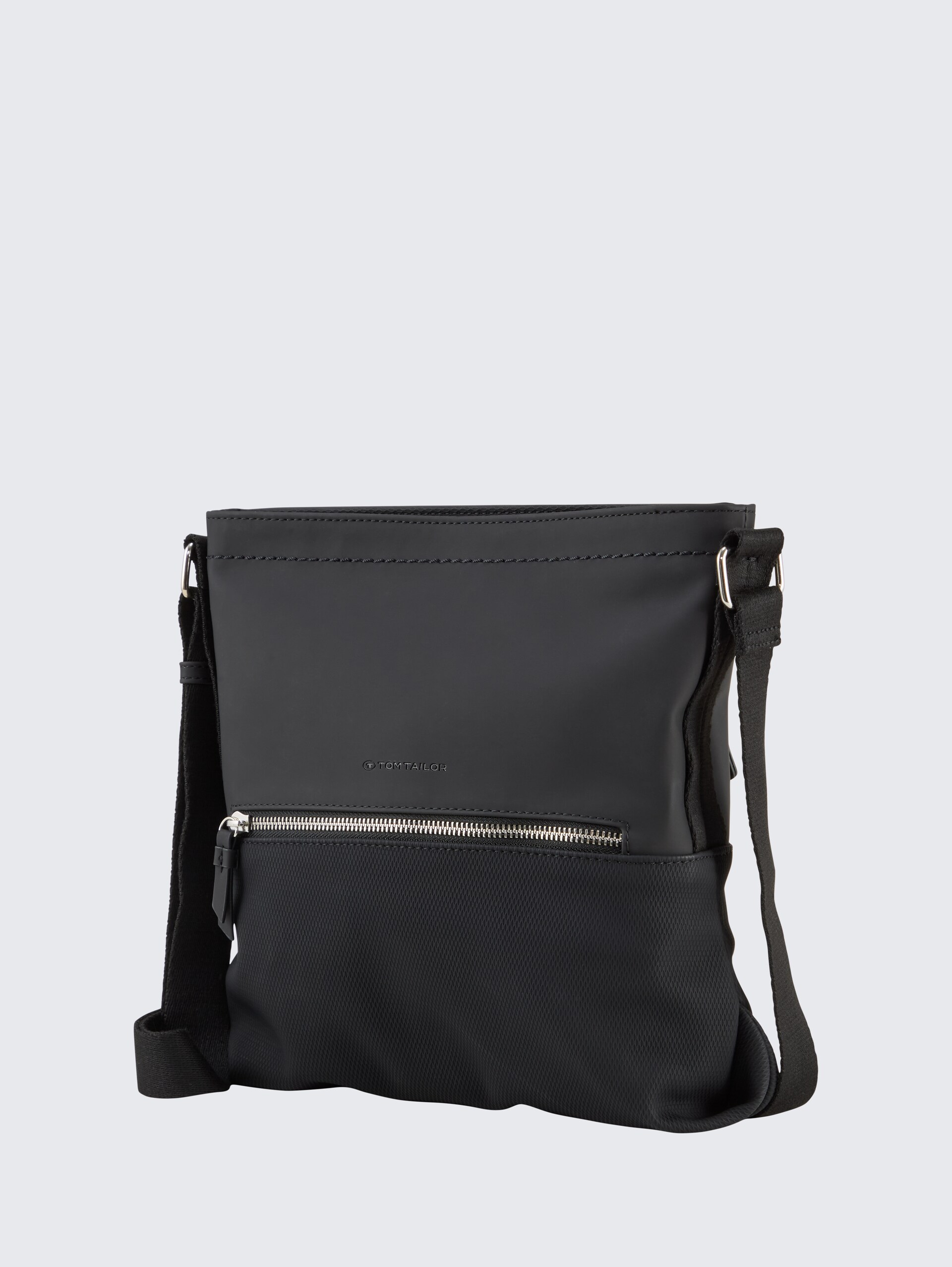 TTERIN M Umhängetasche aus Lederimitat - schwarz / black - seitliche Produkt-Ansicht 