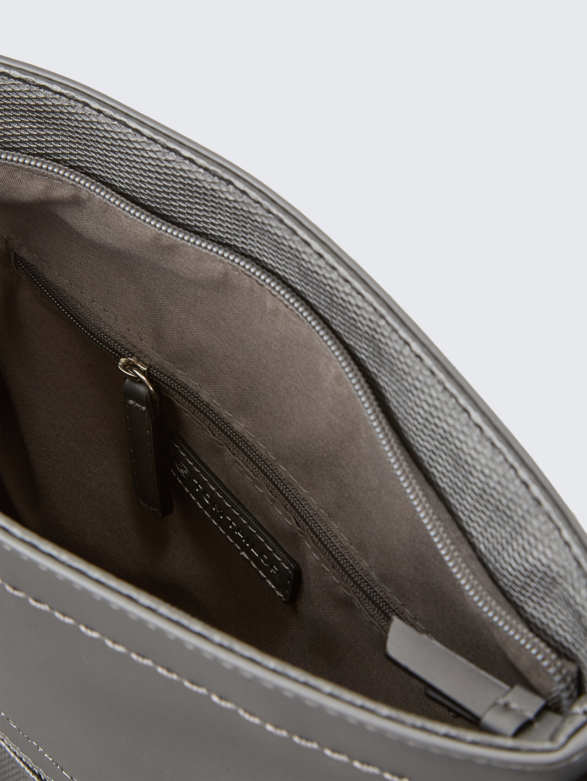 TTERIN M Umhängetasche aus Lederimitat - metallic_grey - 