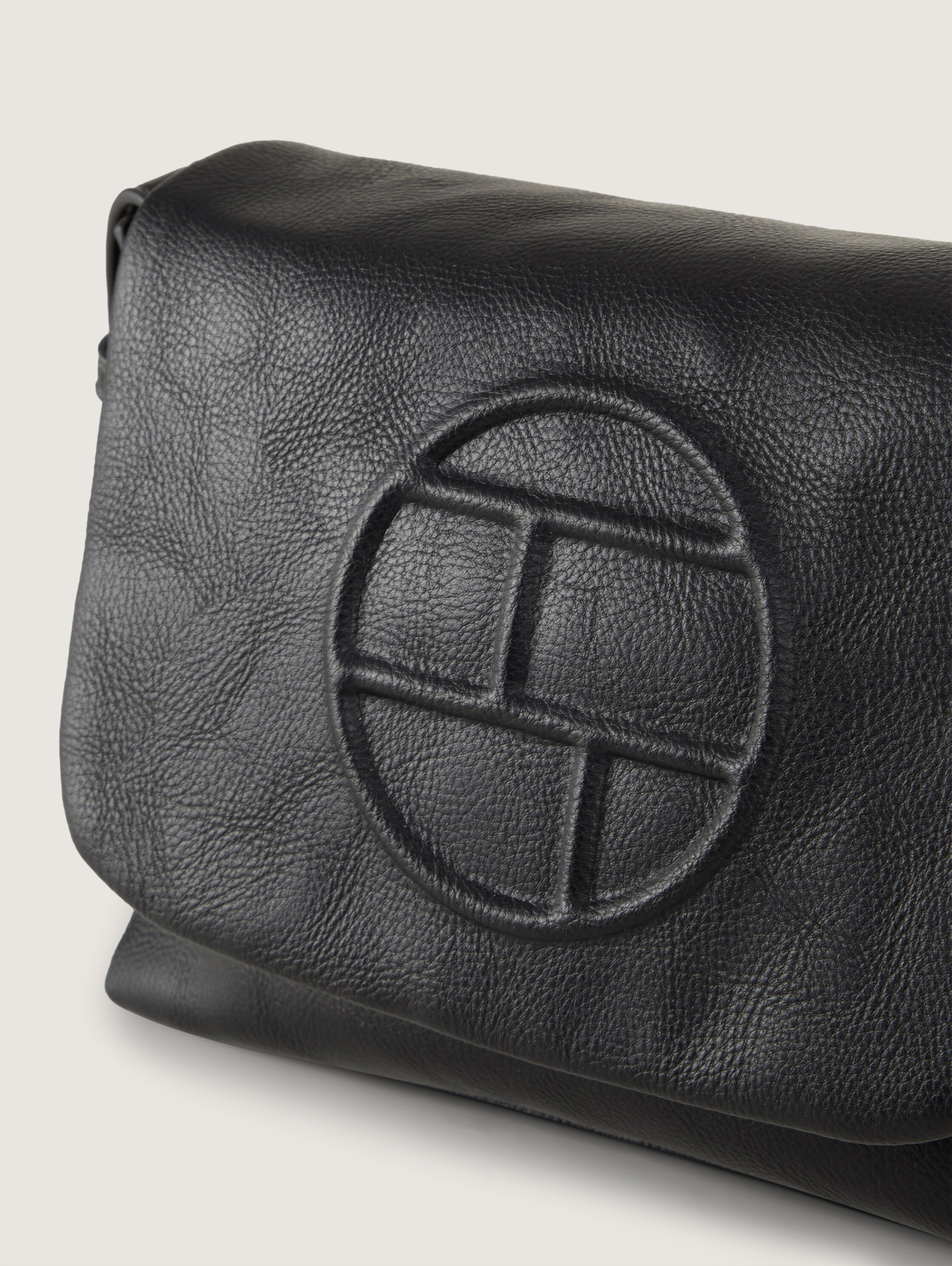 TTROSABEL M Umhängetasche mit Umschlag und Logo-Prägung - schwarz_black - 
