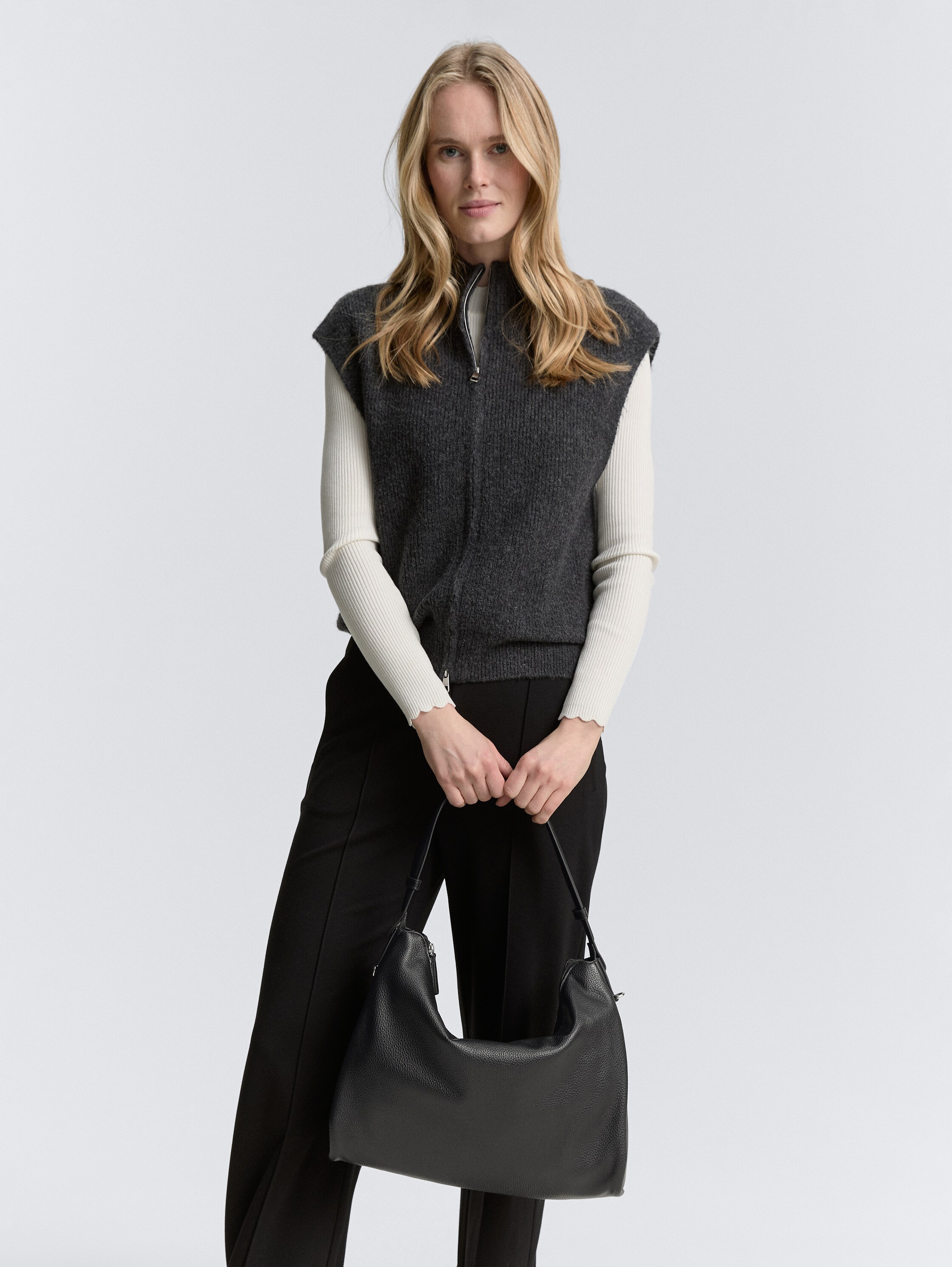 TTDEA L Beuteltasche mit verstellbarem Trageriemen - schwarz_black - 