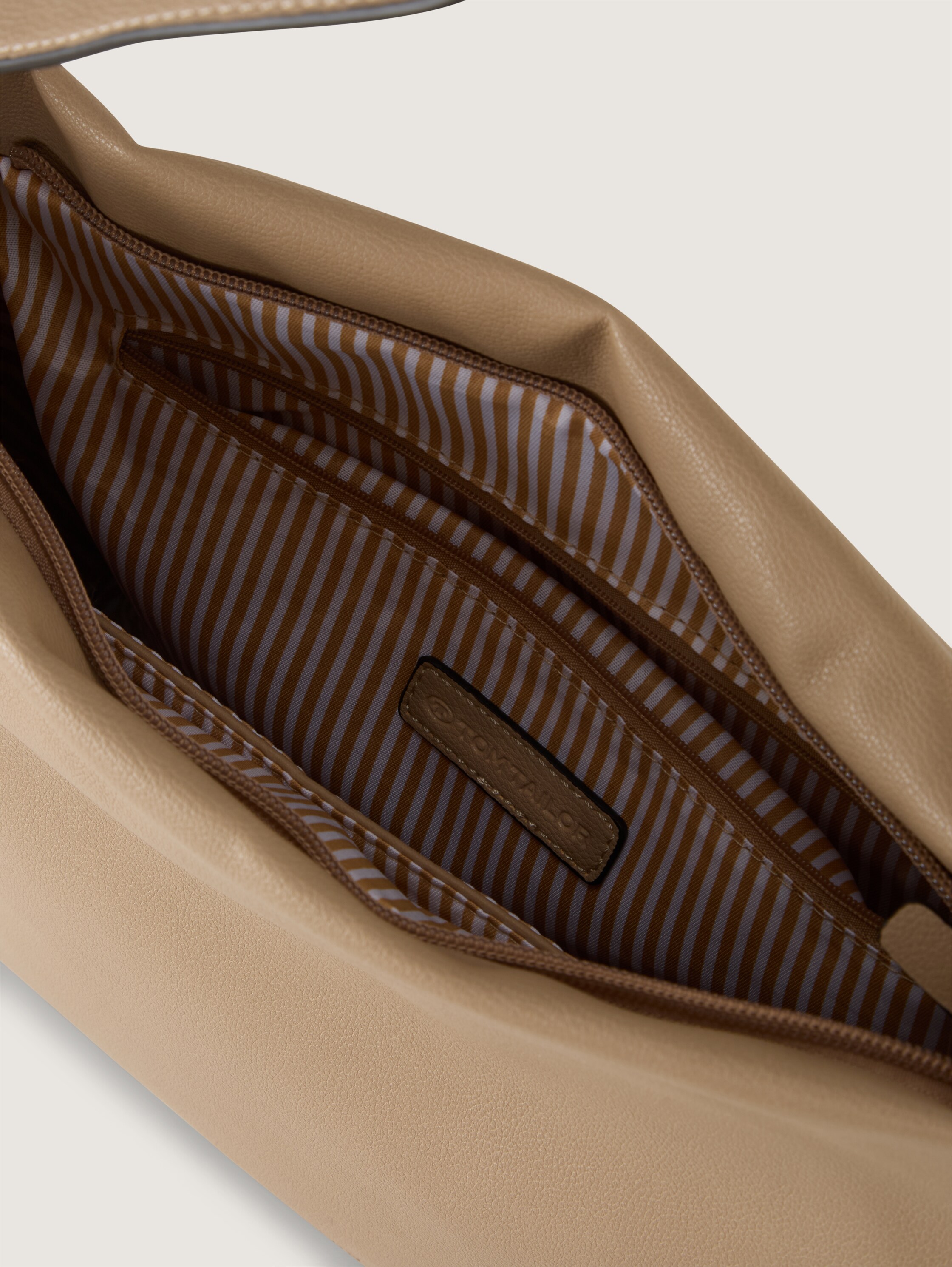 TTYUMA M Beuteltasche mit Logo-Prägung - taupe_taupe - 