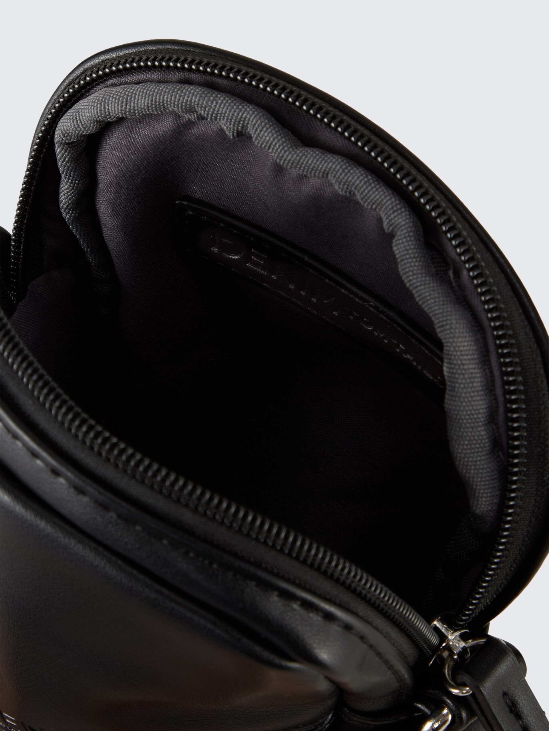 TTMILLA Smartphone Tasche im Patchwork-Style - schwarz / black - seitliche Produkt-Ansicht 