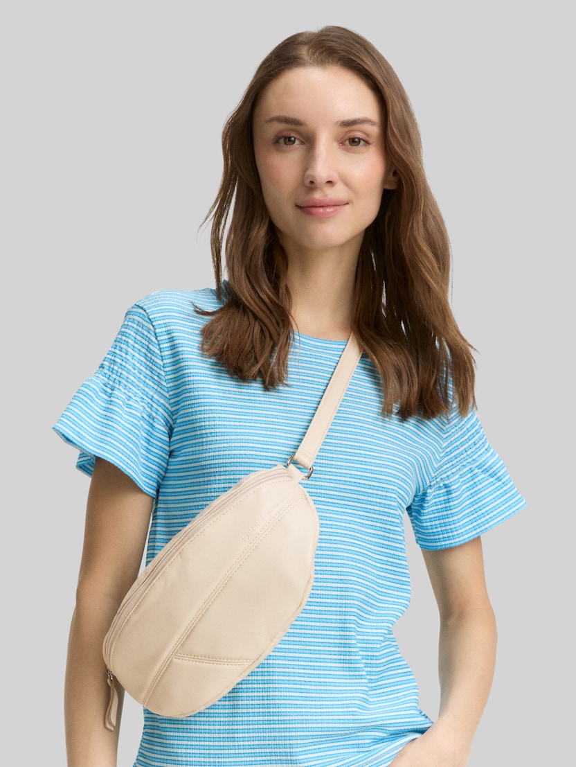 TTMILLA Gürteltasche im Patchwork-Style von Denim Female, off white / off white