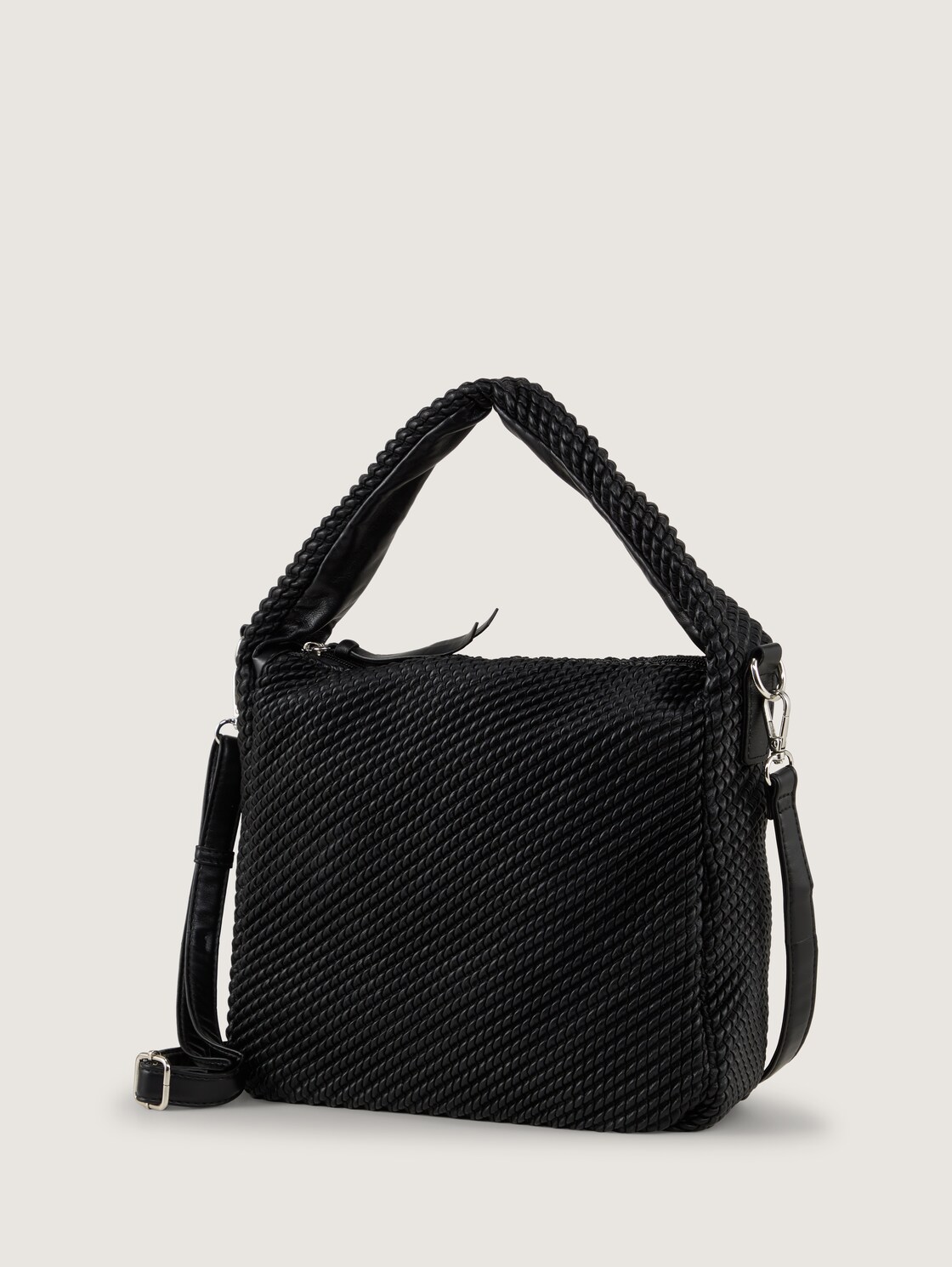 TTNOMI M Beuteltasche in Flecht-Optik - schwarz / black - seitliche Produkt-Ansicht 