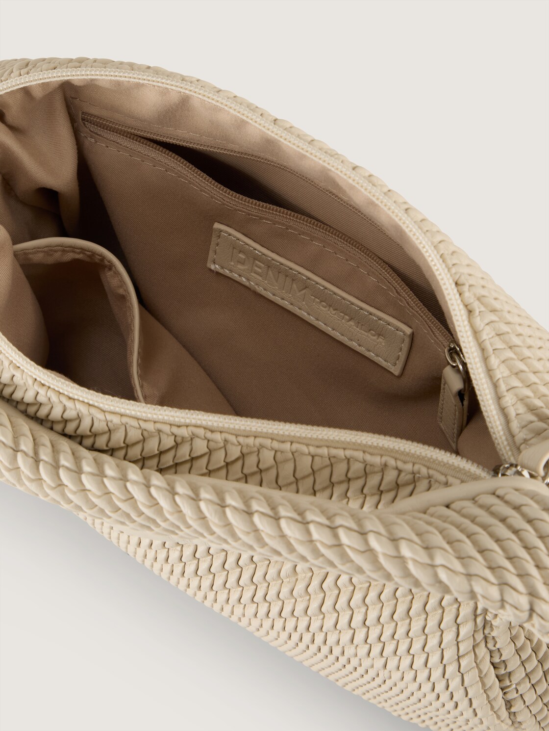 TTNOMI S Beuteltasche in Flecht-Optik - off white / off white - seitliche Produkt-Ansicht 