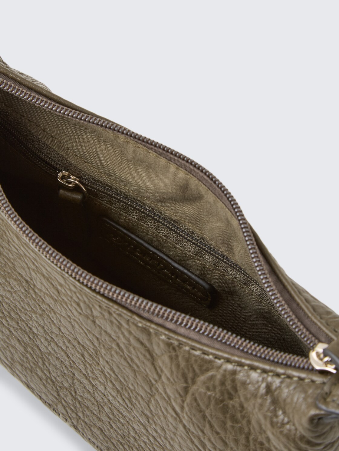 TTEVELINA S Umhängetasche aus genarbtem Lederimitat - khaki / khaki - seitliche Produkt-Ansicht 