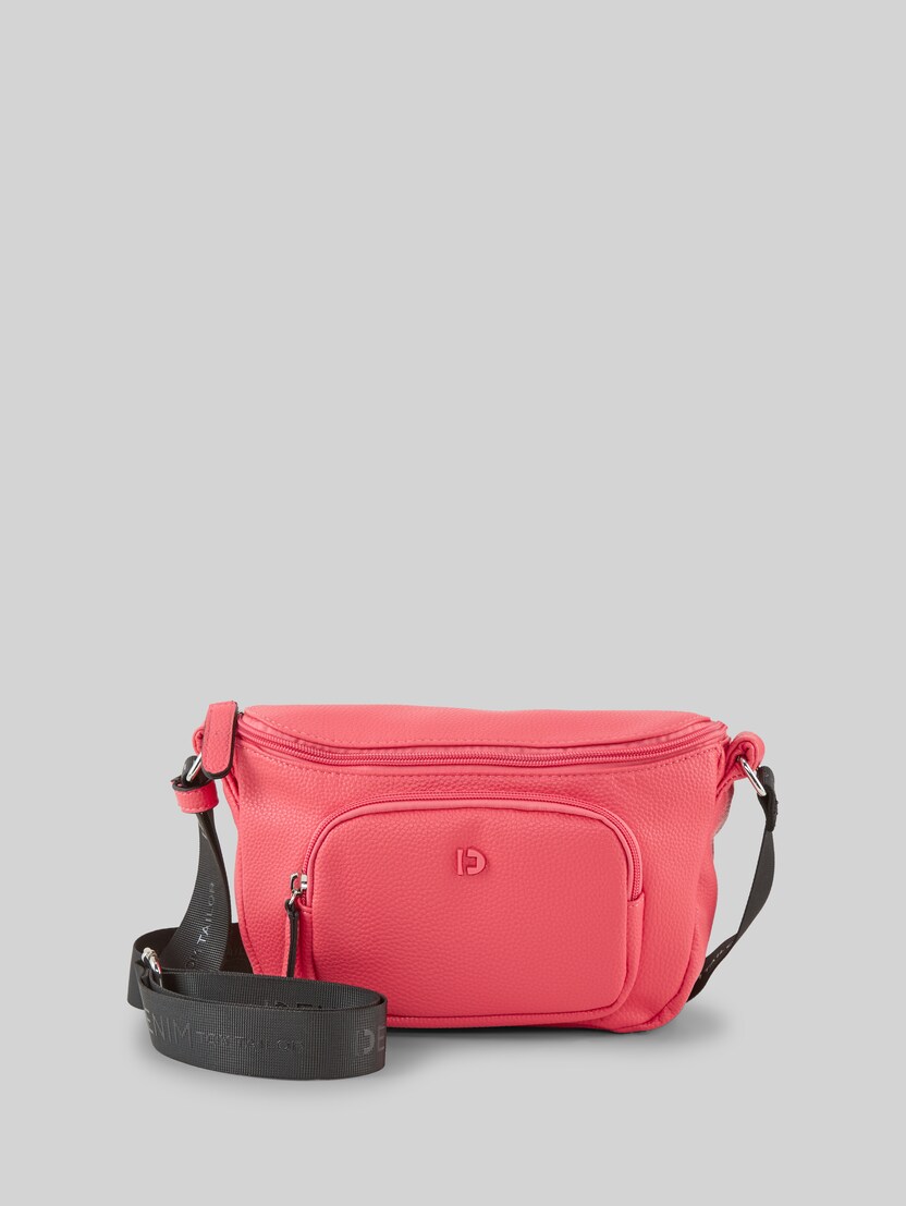 TTFARA M Umhängetasche aus Lederimitat von Denim Female, coralle / coral