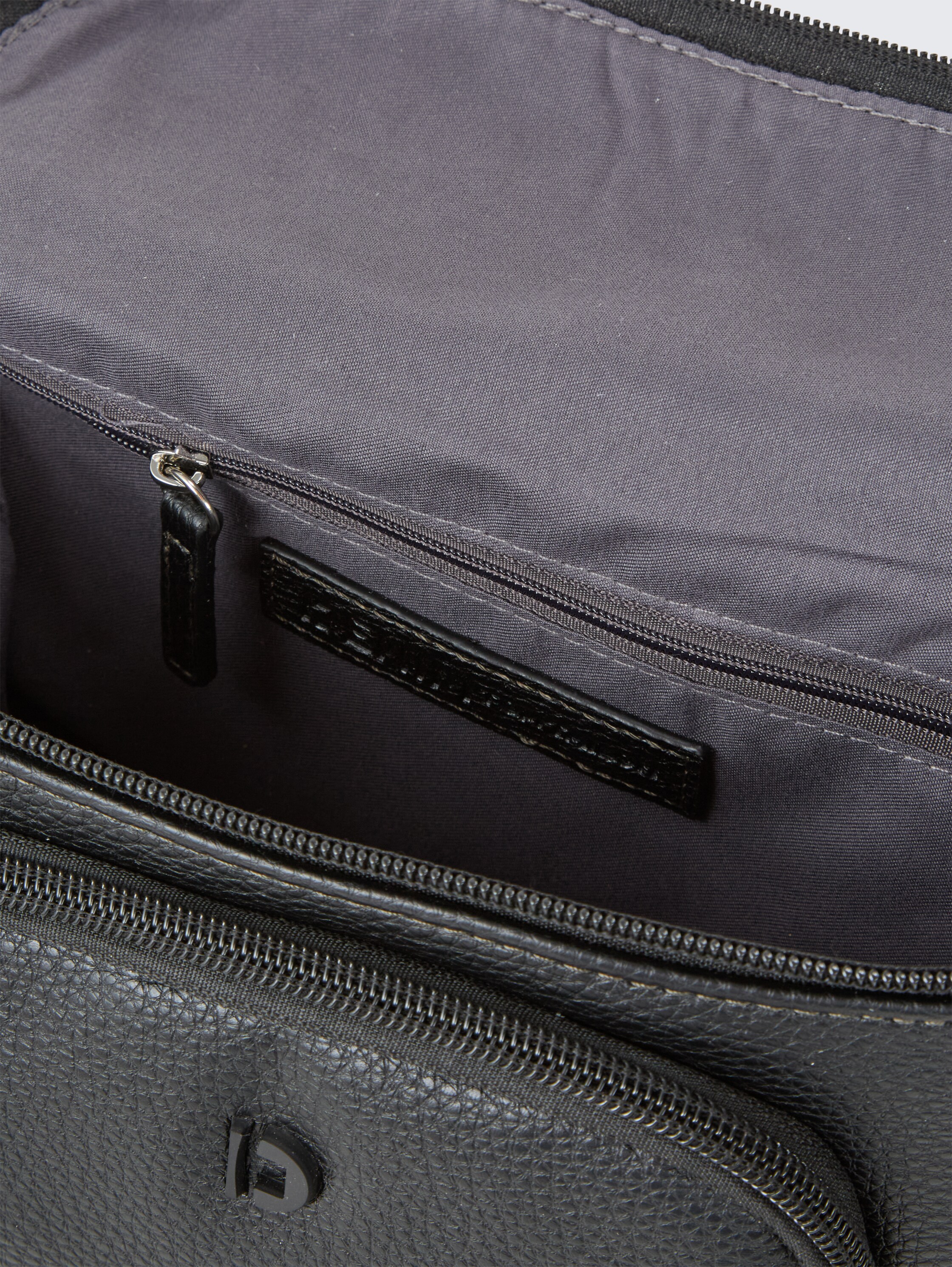 TTFARA M Umhängetasche aus Lederimitat - schwarz / black - seitliche Produkt-Ansicht 