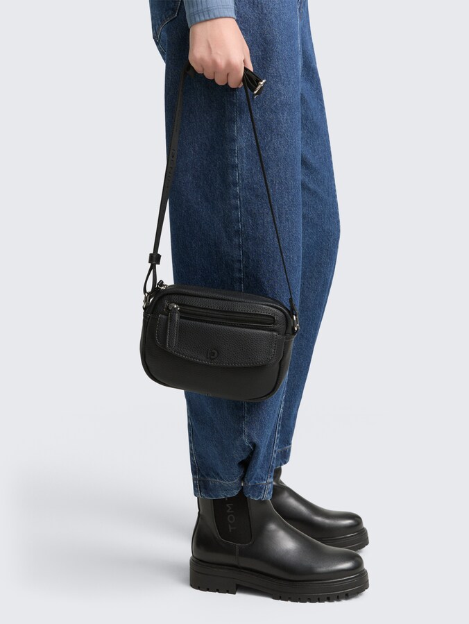 TTFARA S schoudertas van kunstleer door Denim Female, schwarz / black