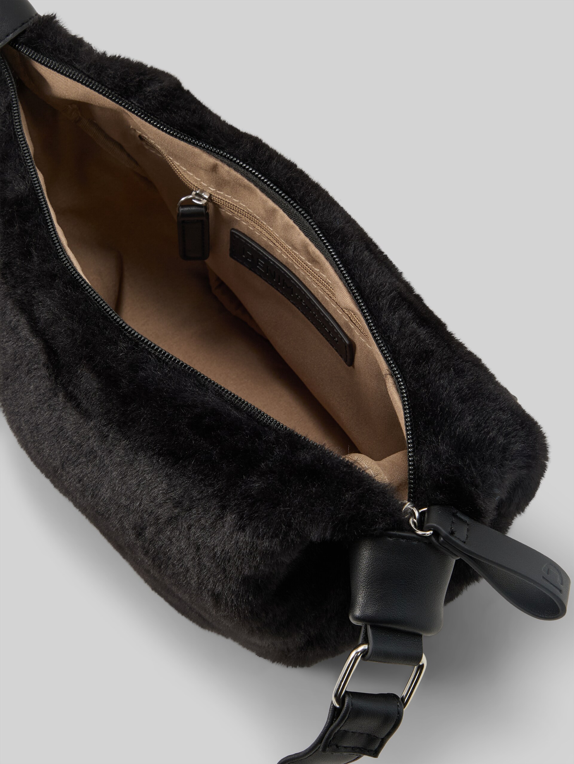 TTLIRIEL WINTER schoudertas - schwarz / black - zijaanzicht product 