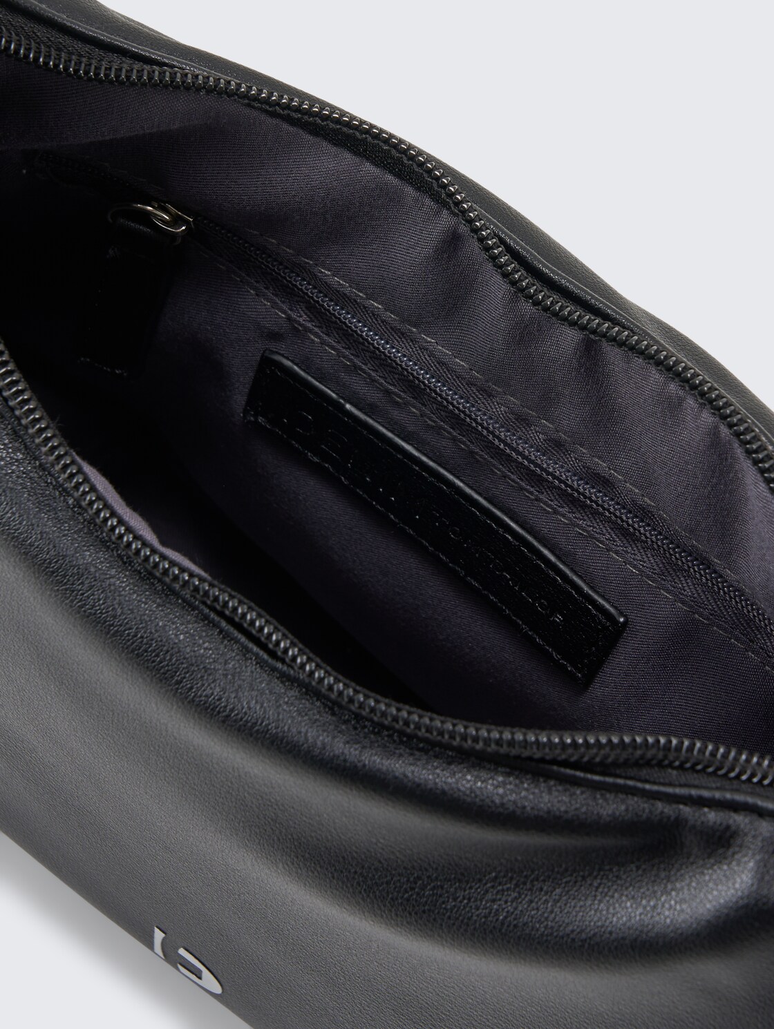 TTMAYE M Umhängetasche mit Wattierung - schwarz / black - seitliche Produkt-Ansicht 