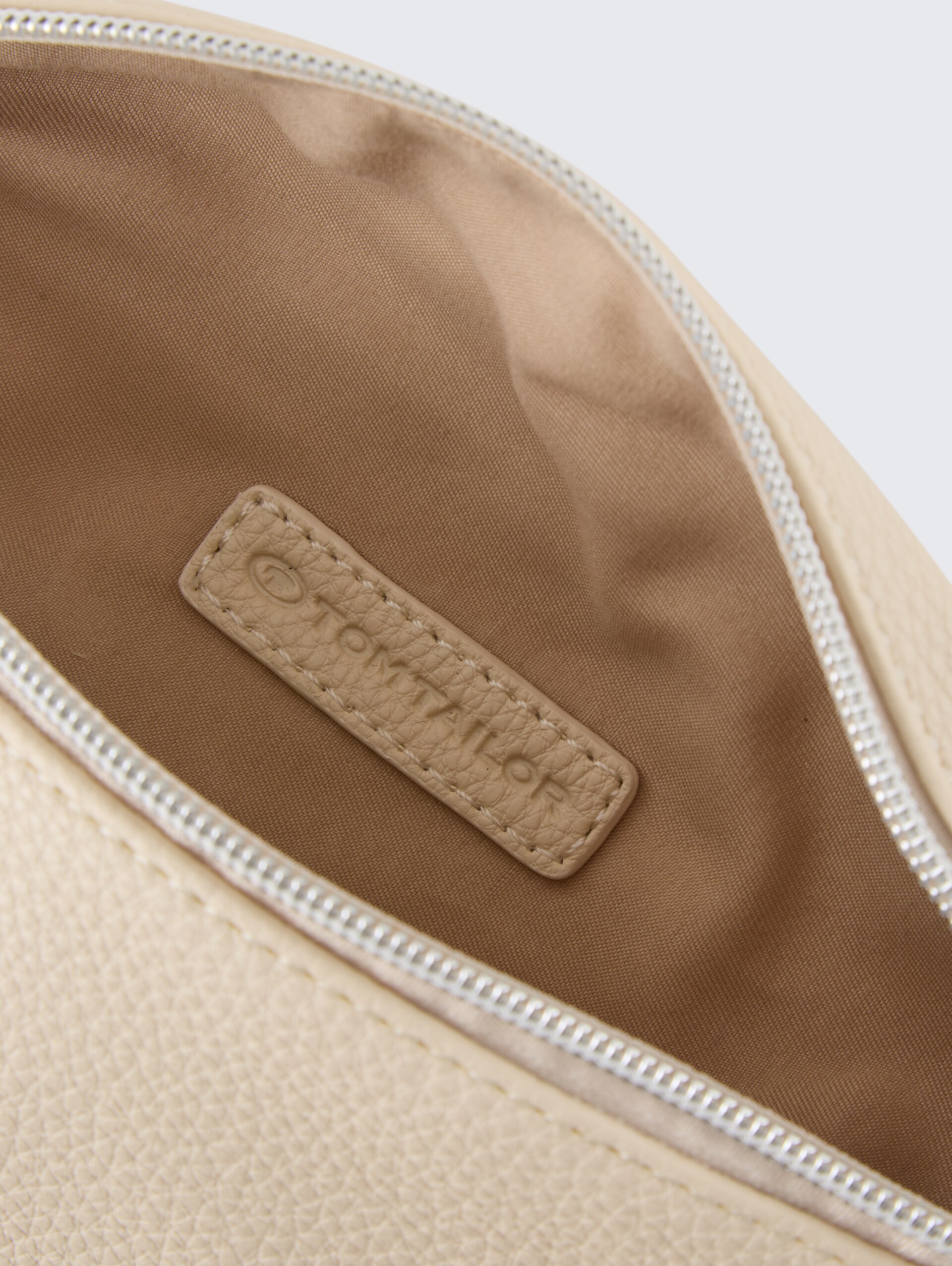 TTORLA Gürteltasche aus Lederimitat - off white / off white - seitliche Produkt-Ansicht 