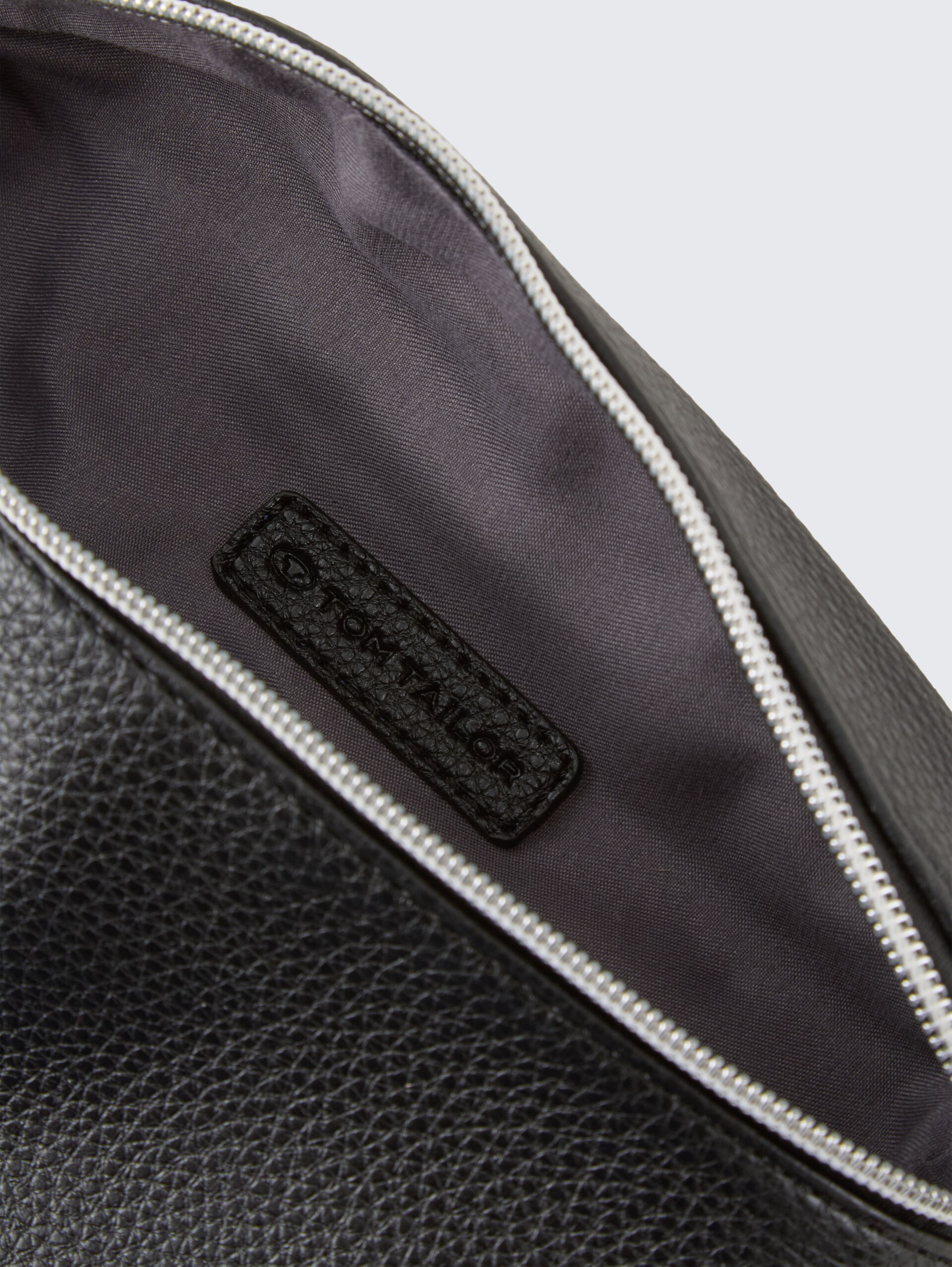 TTORLA Gürteltasche aus Lederimitat - schwarz / black - seitliche Produkt-Ansicht 