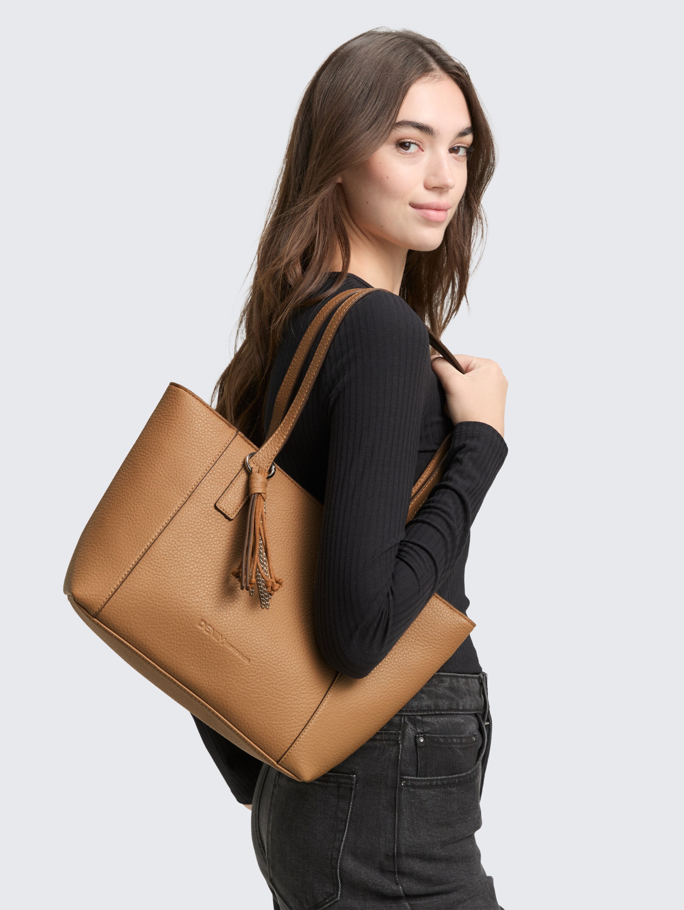 TTPRIYA L Shopper mit Ziernähten - camel_camel_nature - 