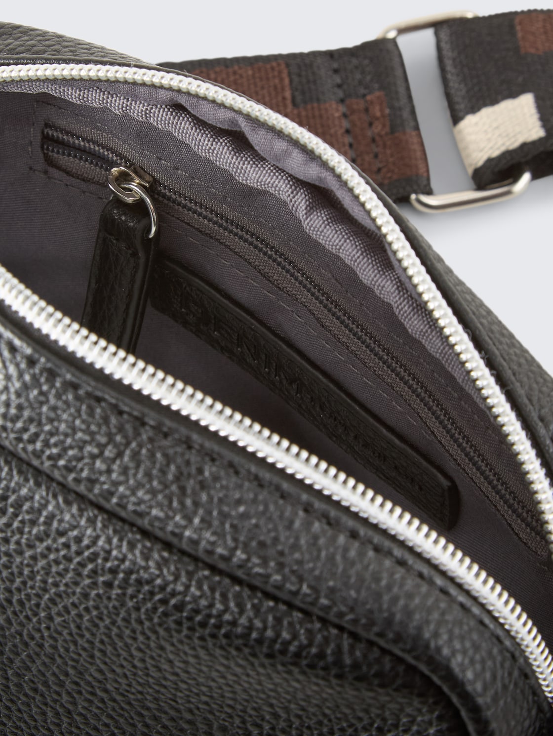 TTSADA faux leather shoulder bag - schwarz / black - side product view 