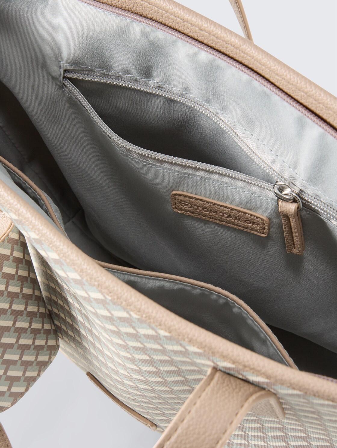 TTXENIA L Shopper mit Allover-Print - printed taupe - seitliche Produkt-Ansicht 