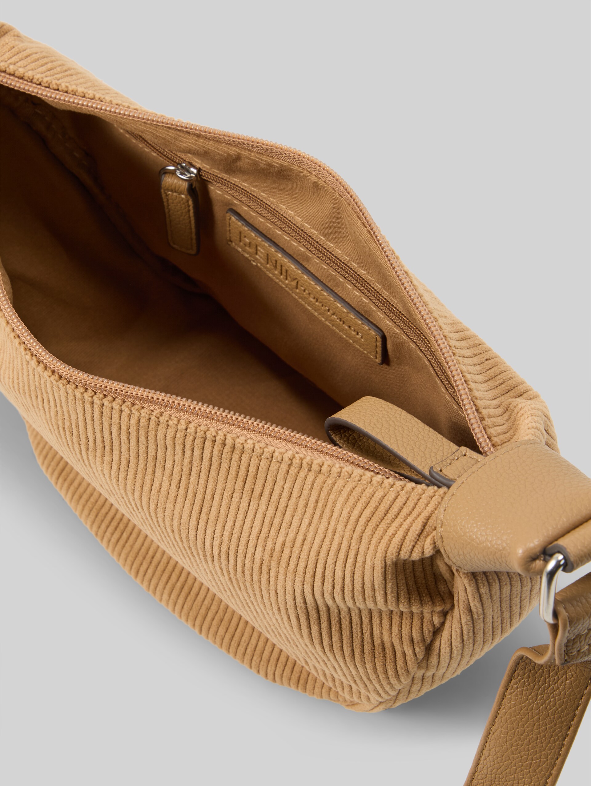 TTLIRIEL M schoudertas - camel / camel nature - zijaanzicht product 