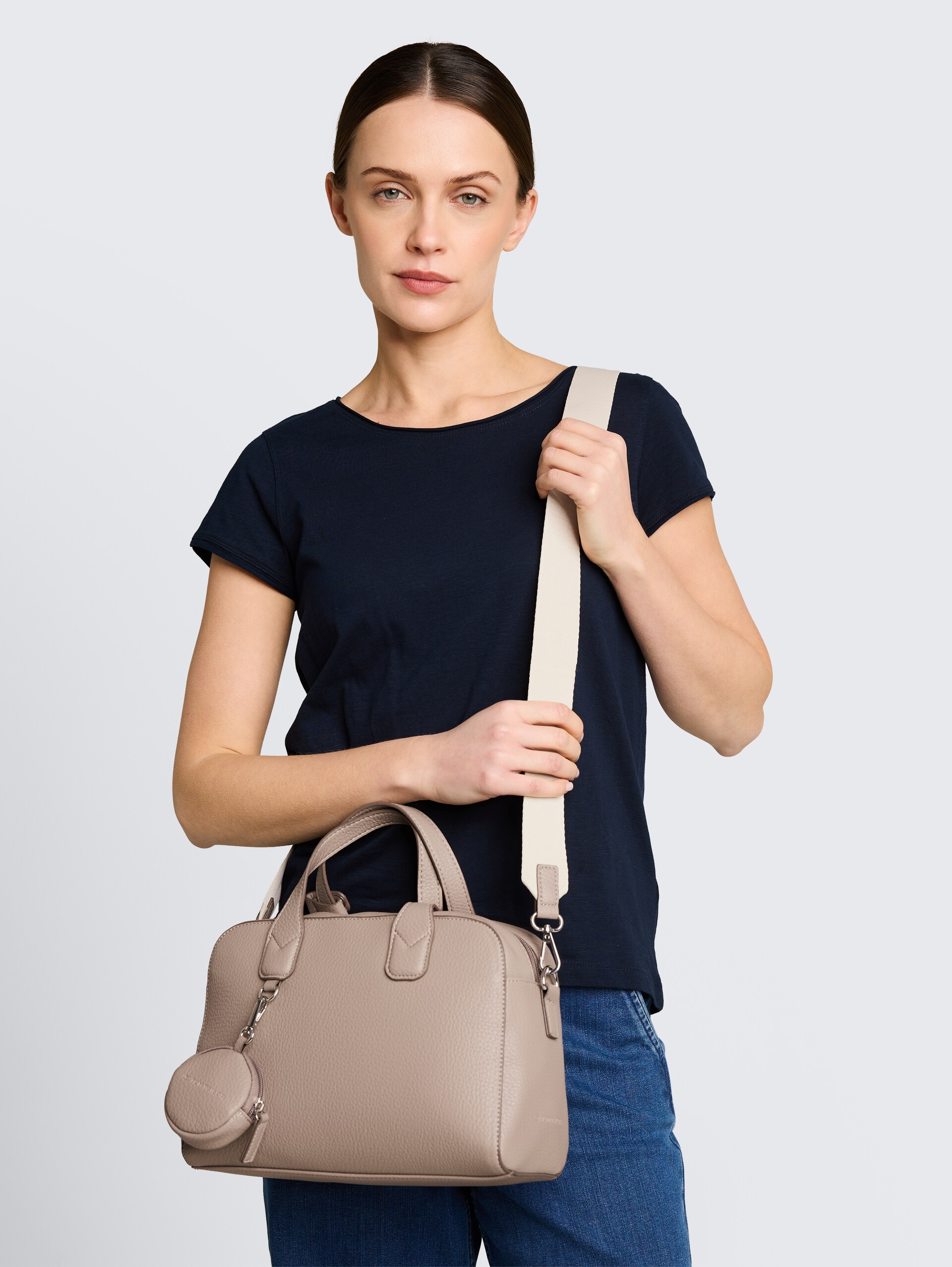 TTRIMA bowlingtas - taupe / taupe - zijaanzicht model